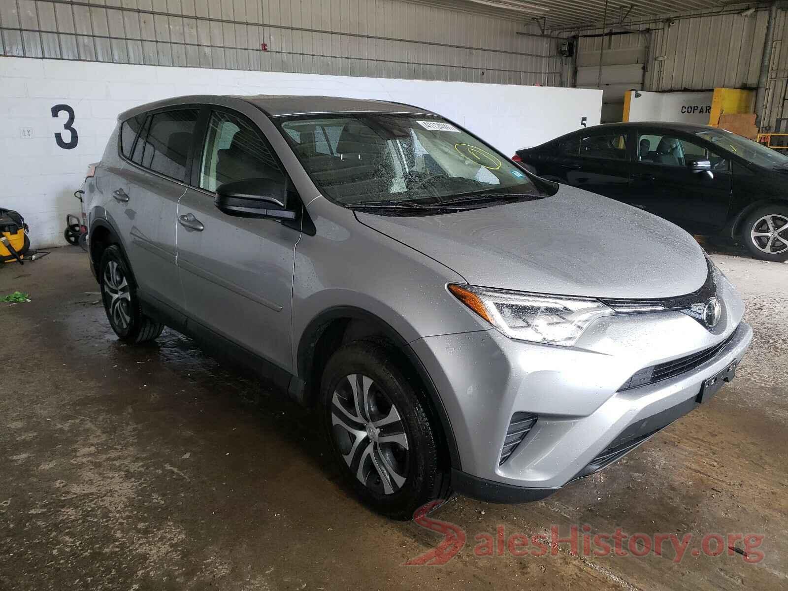 JTMBFREV4JJ194530 2018 TOYOTA RAV4