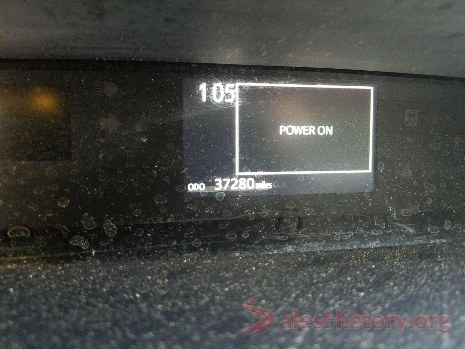 JTDKDTB35J1615290 2018 TOYOTA PRIUS