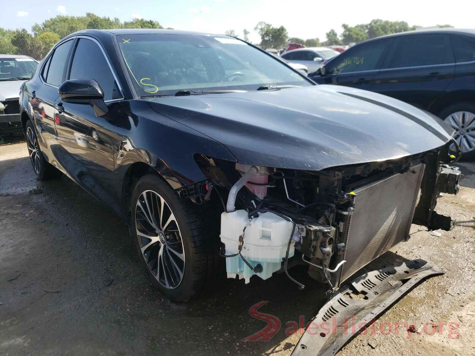 4T1B11HK9JU094189 2018 TOYOTA CAMRY