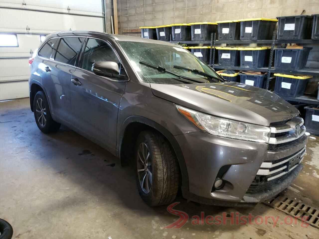 5TDJZRFH2JS898109 2018 TOYOTA HIGHLANDER