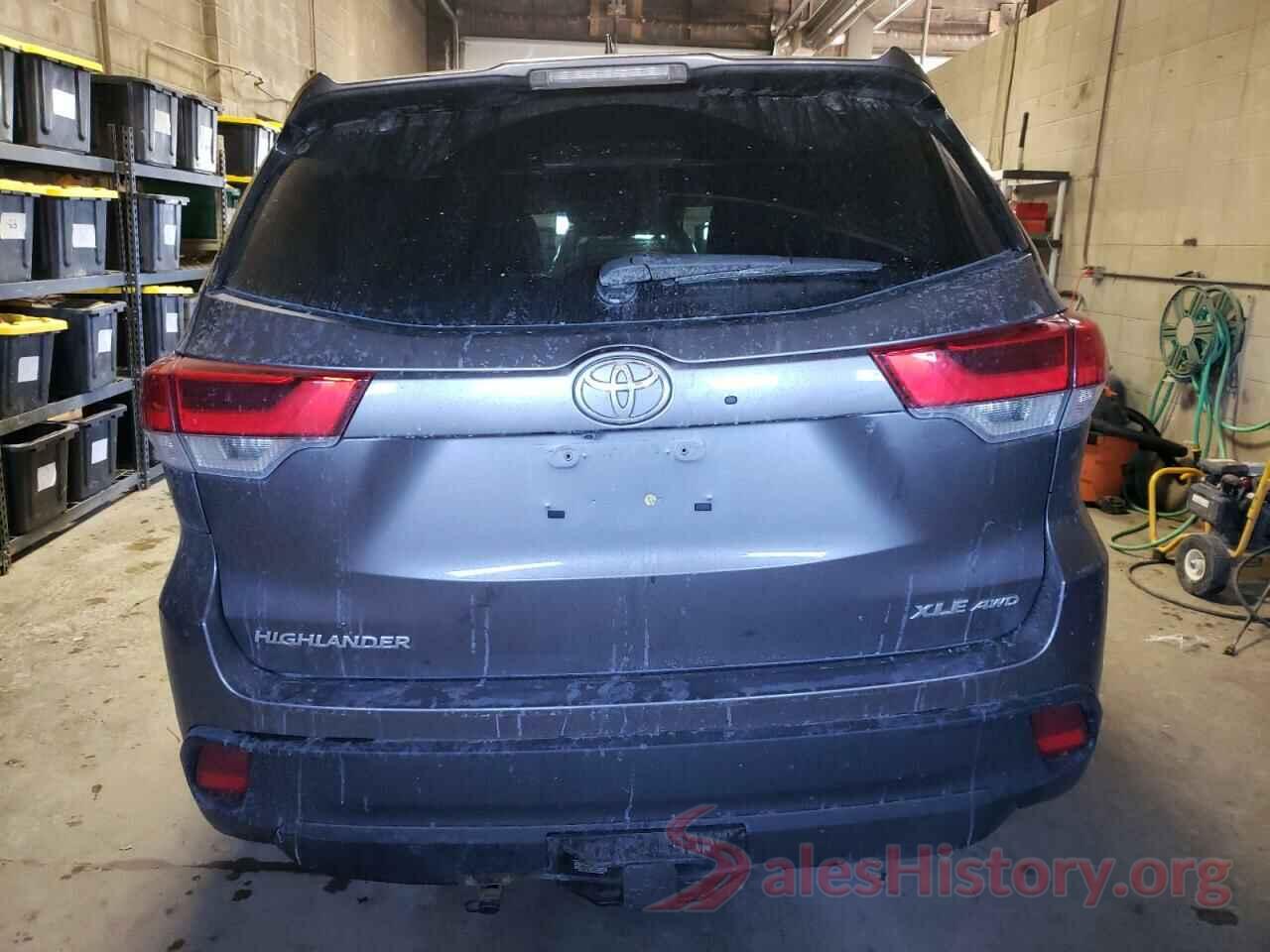 5TDJZRFH2JS898109 2018 TOYOTA HIGHLANDER