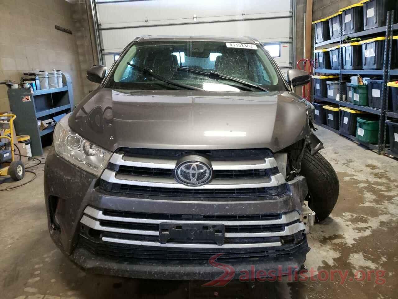 5TDJZRFH2JS898109 2018 TOYOTA HIGHLANDER