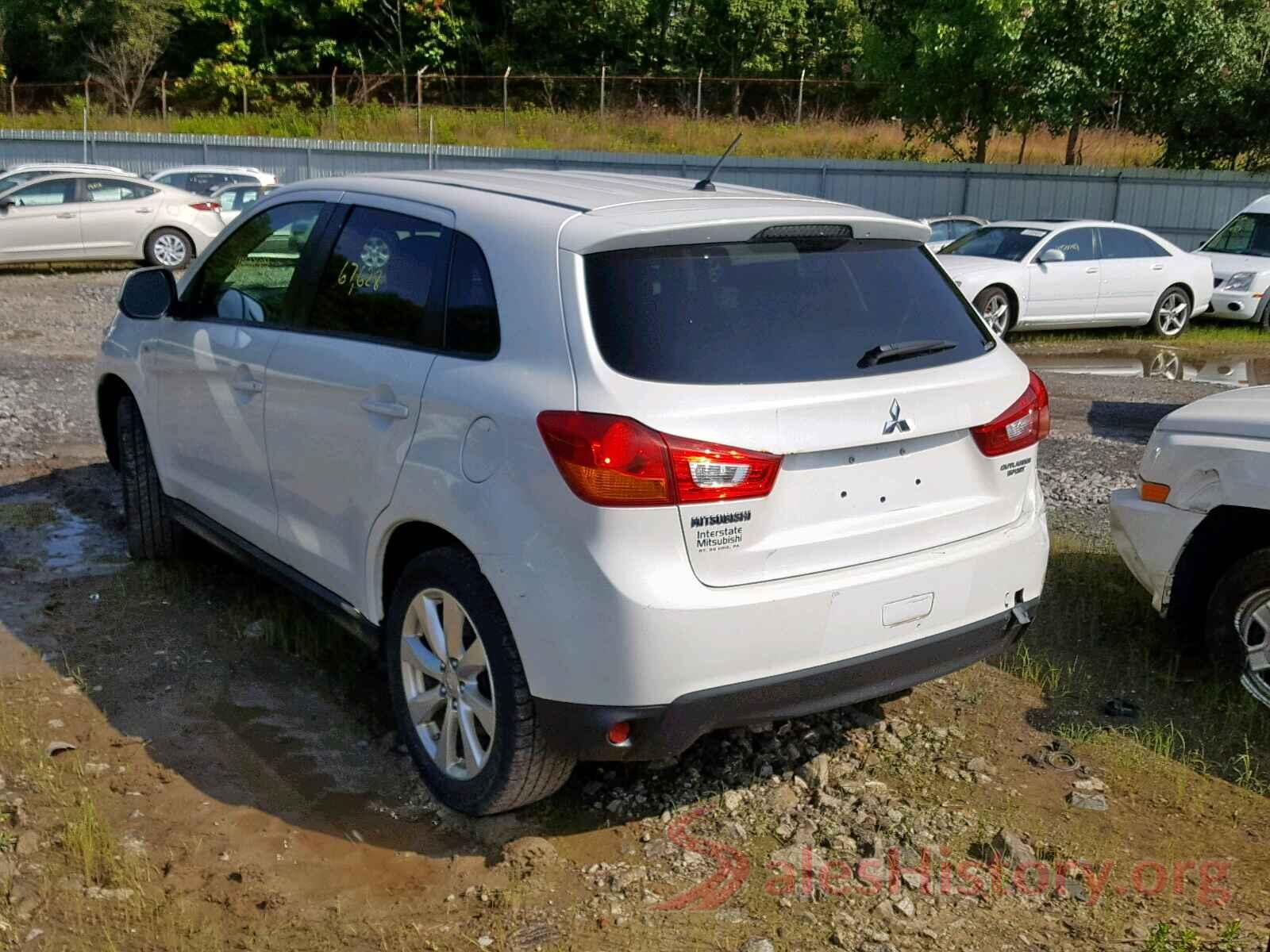 4A4AR3AU3FE048996 2015 MITSUBISHI OUTLANDER