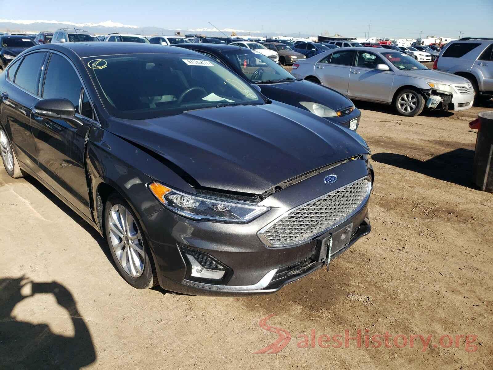 3FA6P0SUXKR172857 2019 FORD FUSION