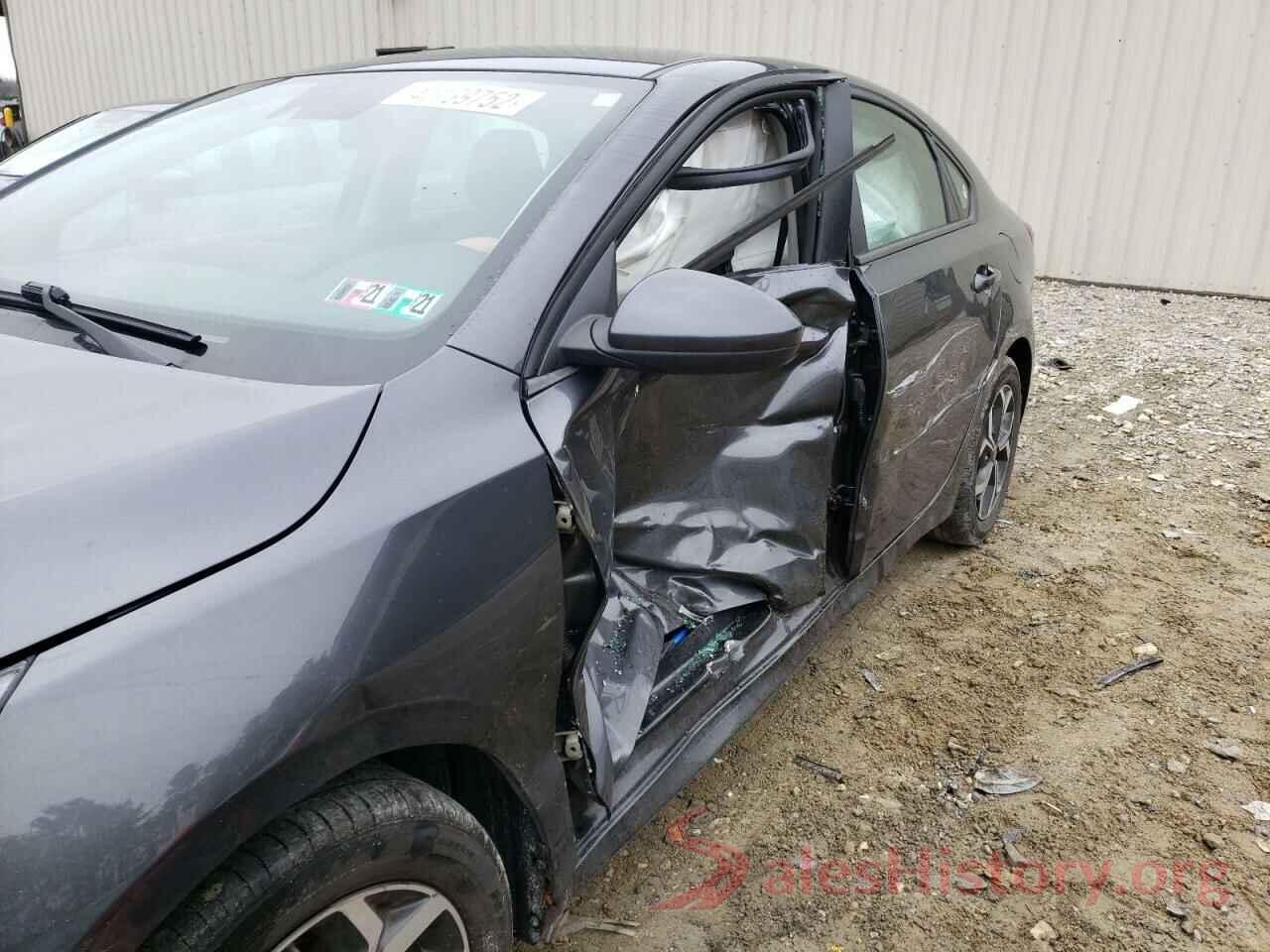 3KPF24AD8KE006913 2019 KIA FORTE