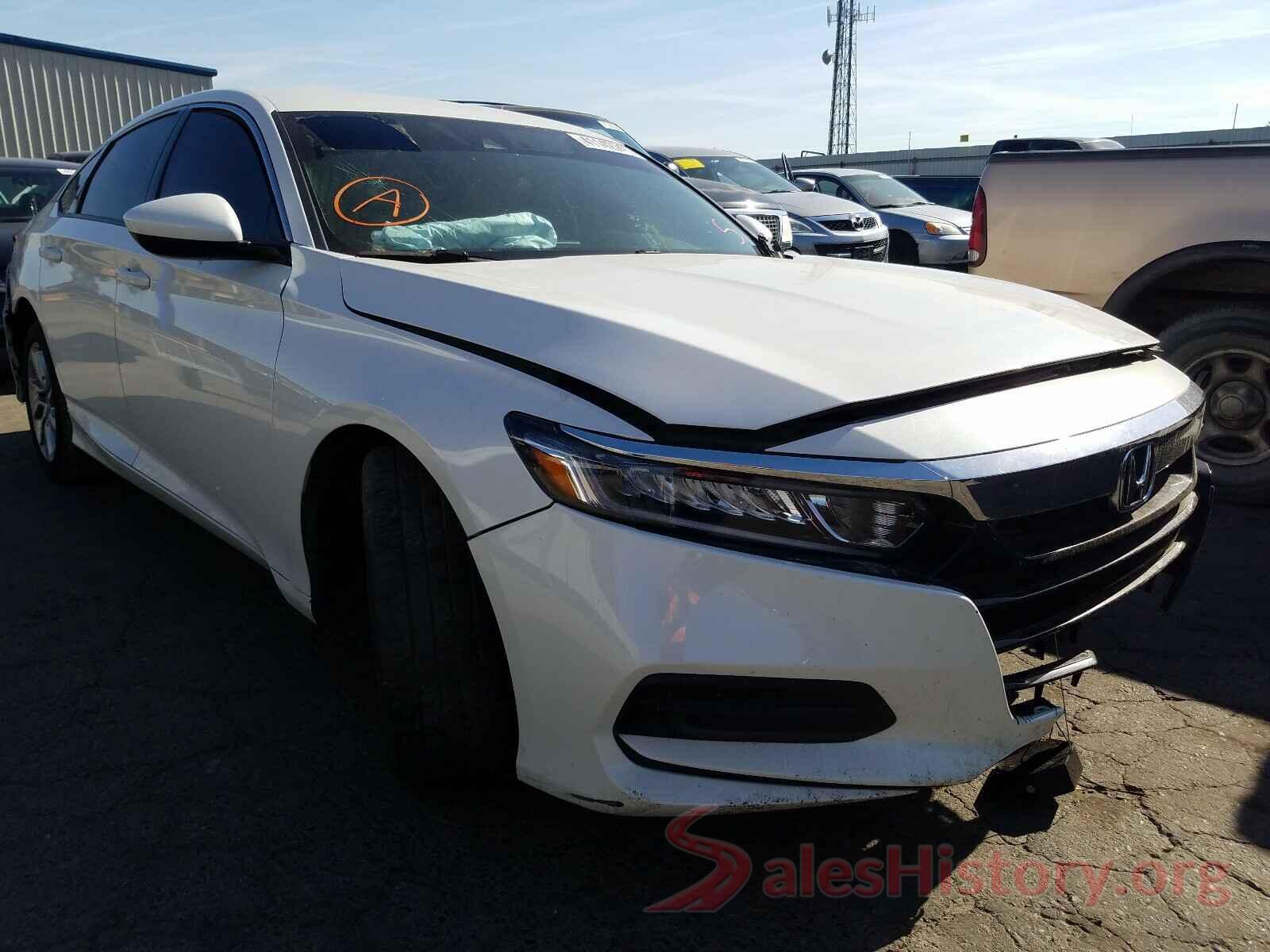 1HGCV1F13JA130629 2018 HONDA ACCORD