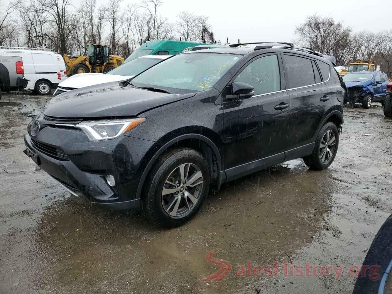 2T3RFREVXJW740974 2018 TOYOTA RAV4