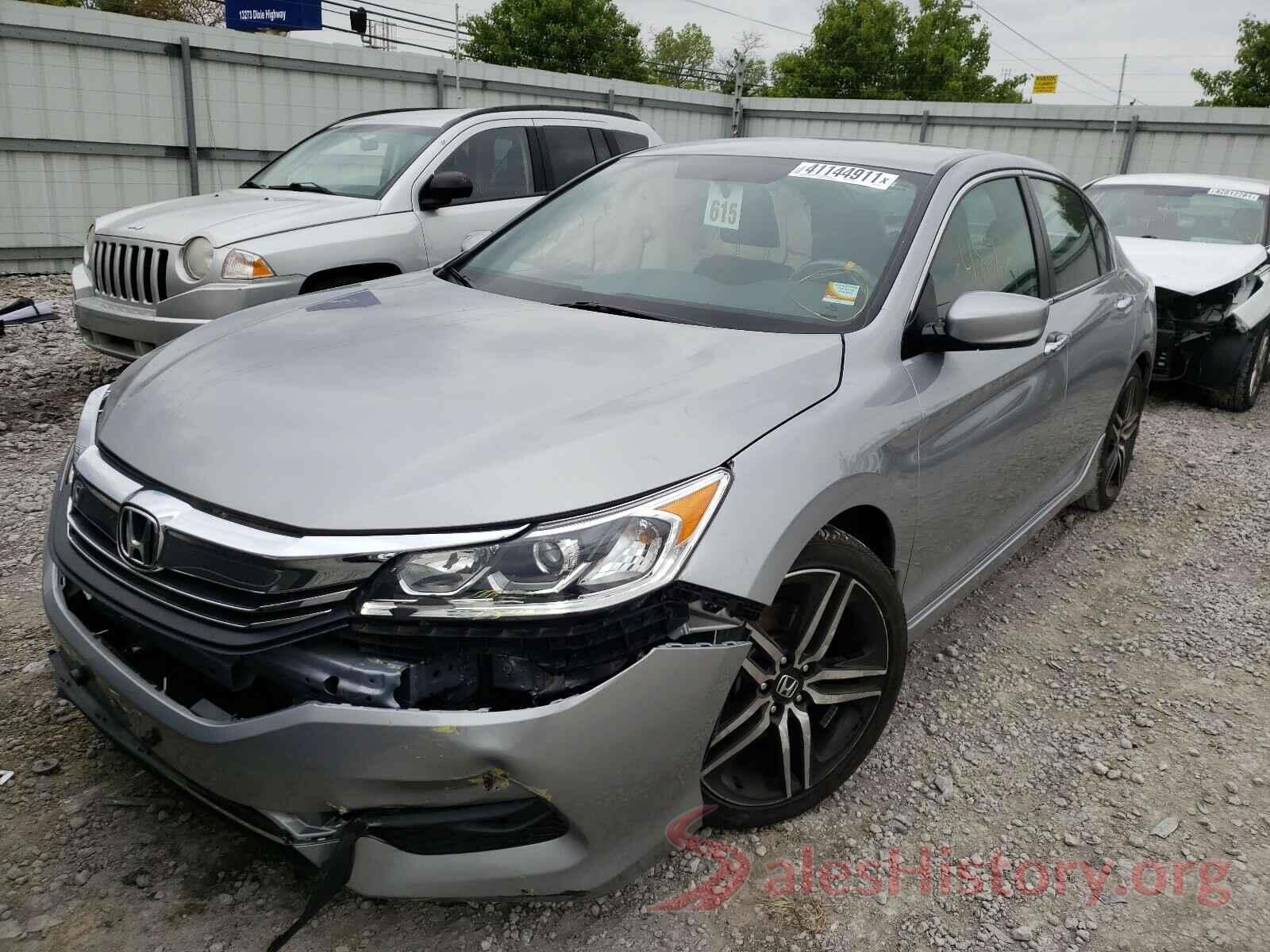 1HGCR2F18HA174565 2017 HONDA ACCORD