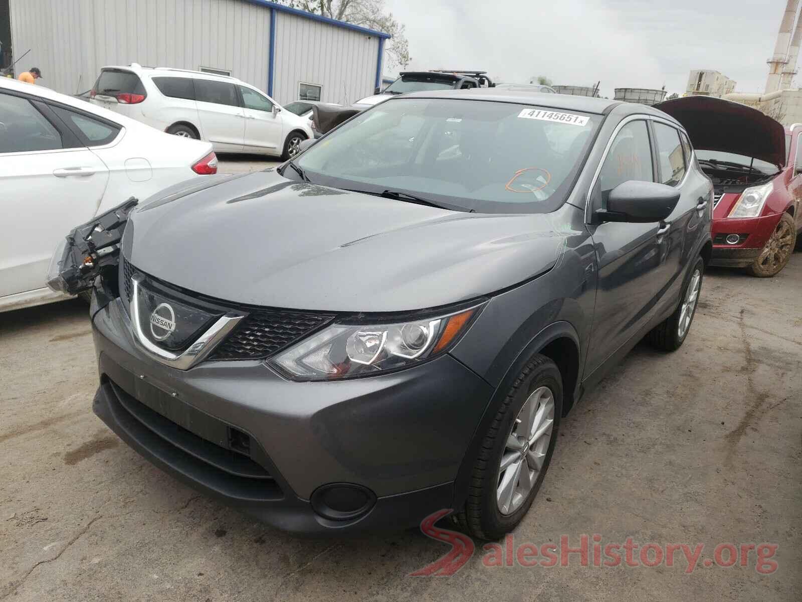 JN1BJ1CP8JW153375 2018 NISSAN ROGUE