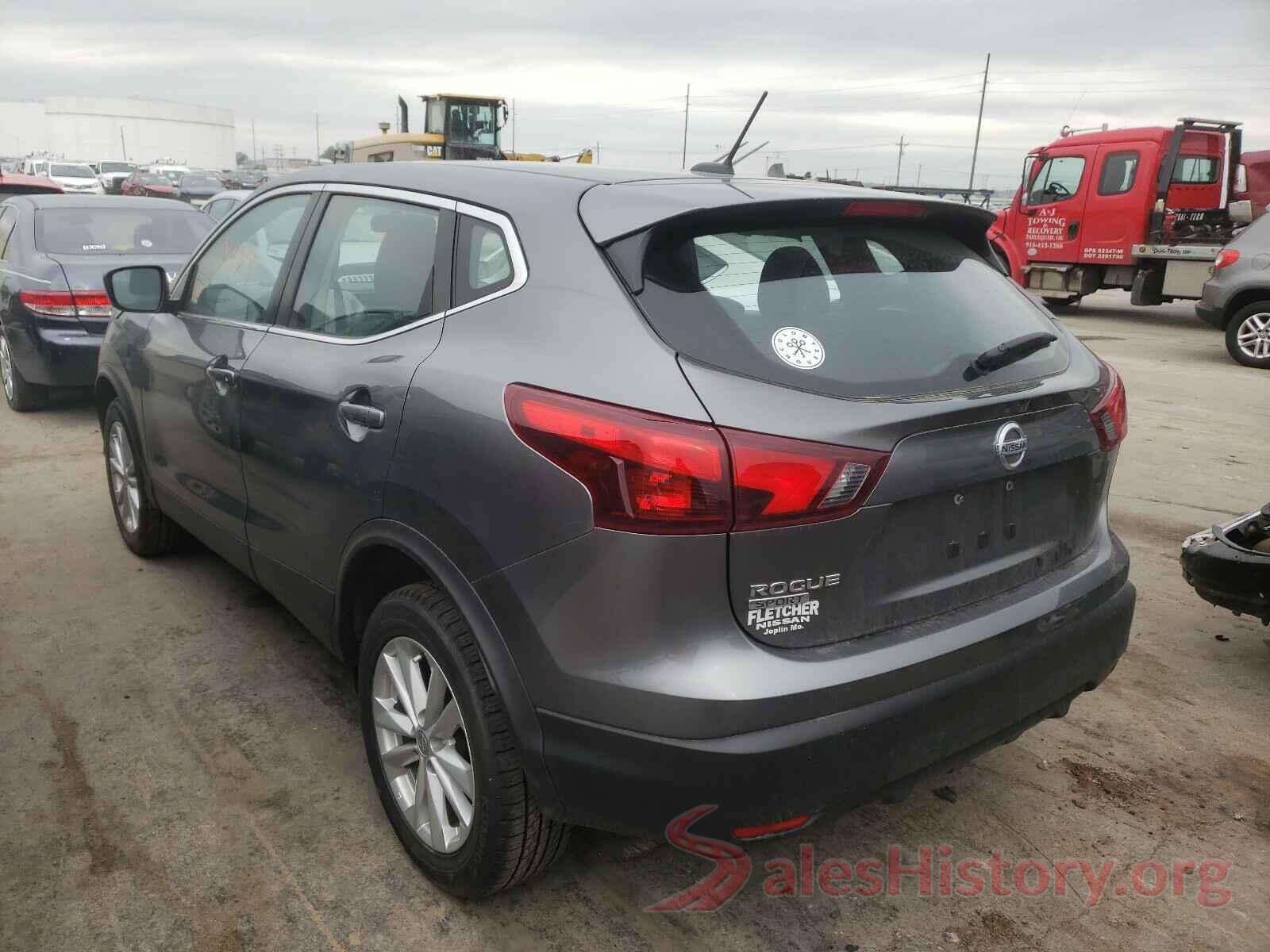 JN1BJ1CP8JW153375 2018 NISSAN ROGUE