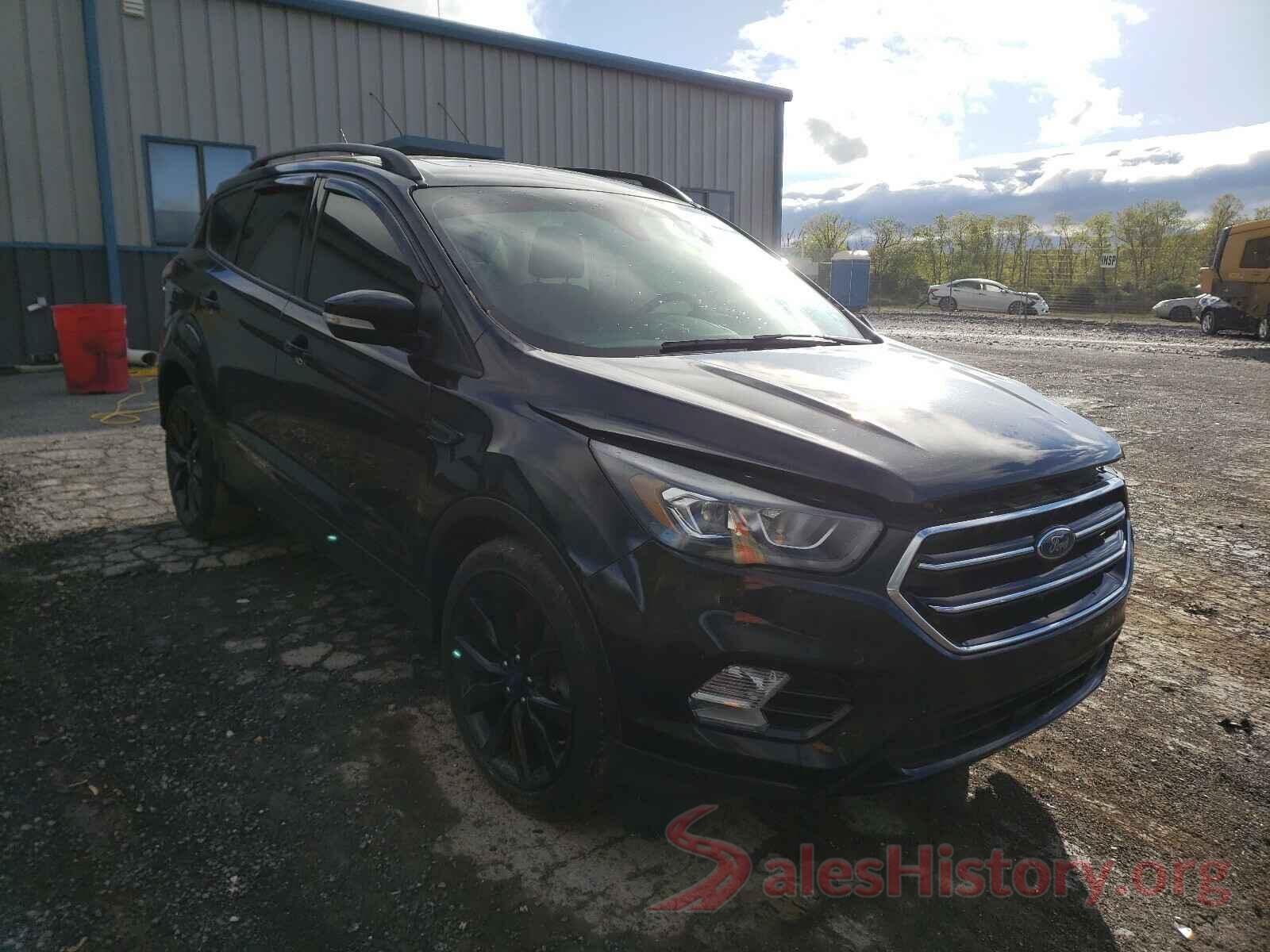 1FMCU9J98HUE87046 2017 FORD ESCAPE