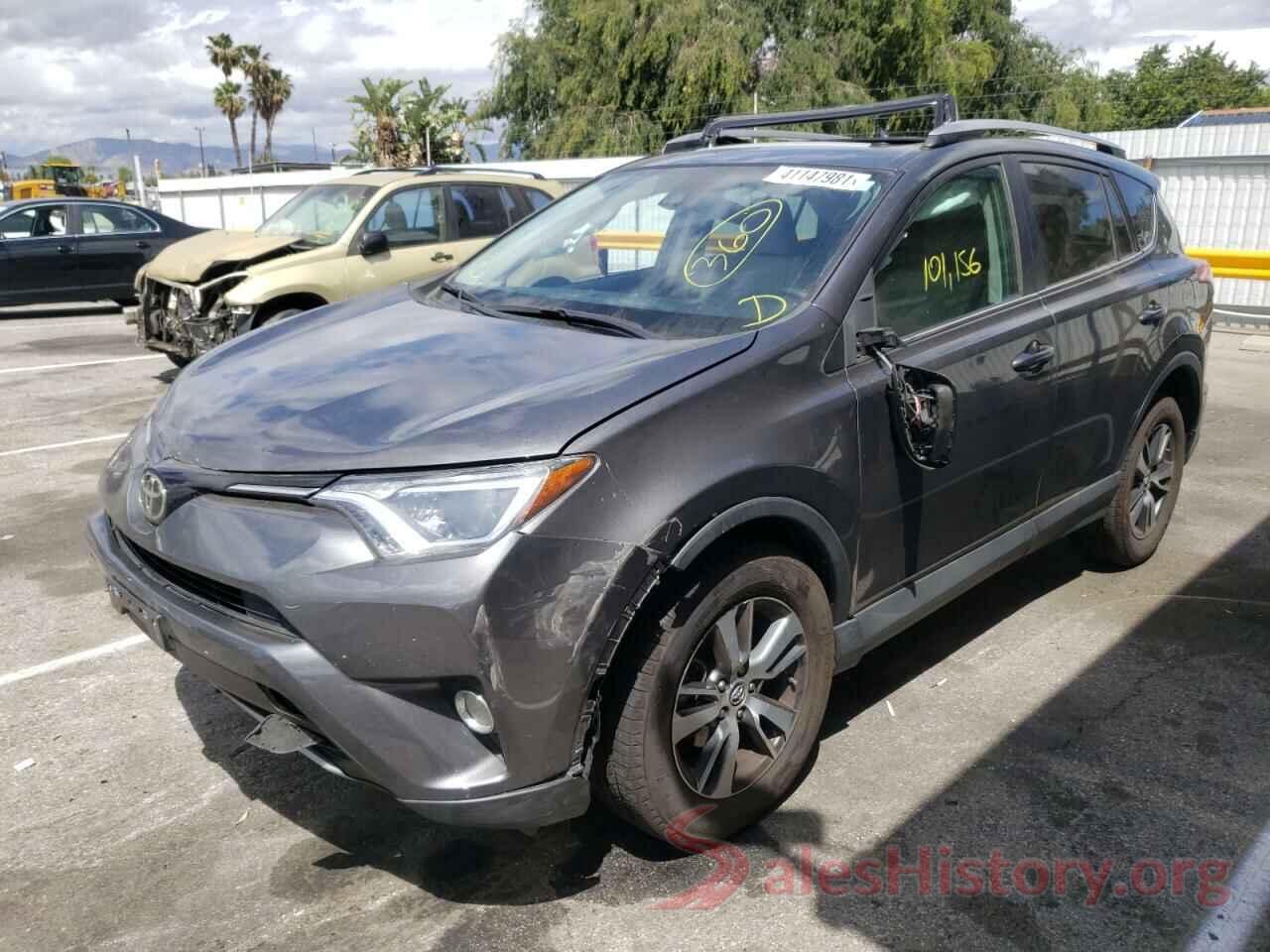 2T3WFREVXHW401371 2017 TOYOTA RAV4