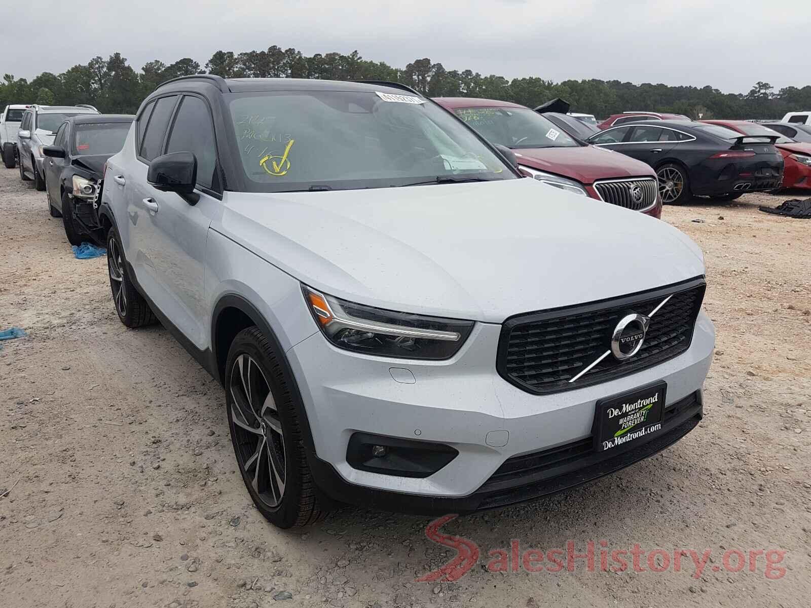 YV4162UM3M2416109 2021 VOLVO XC40