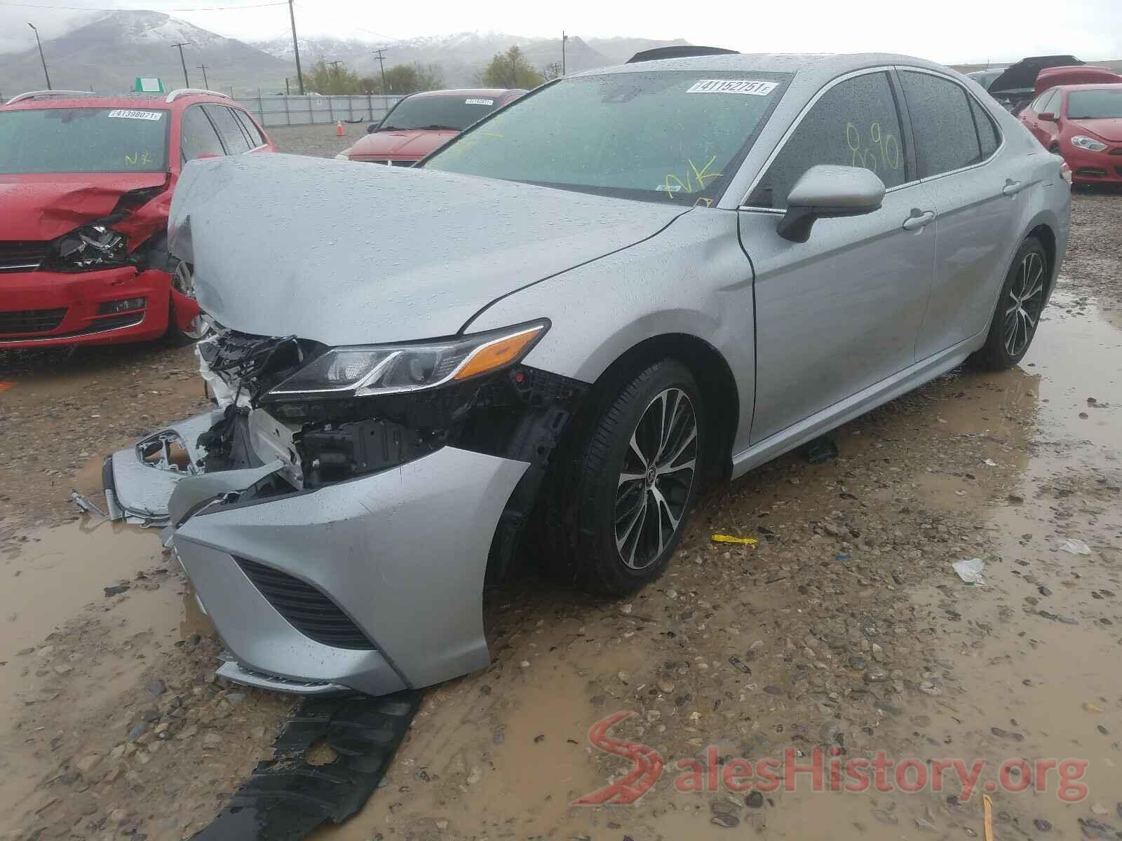 4T1G11AK8LU381512 2020 TOYOTA CAMRY