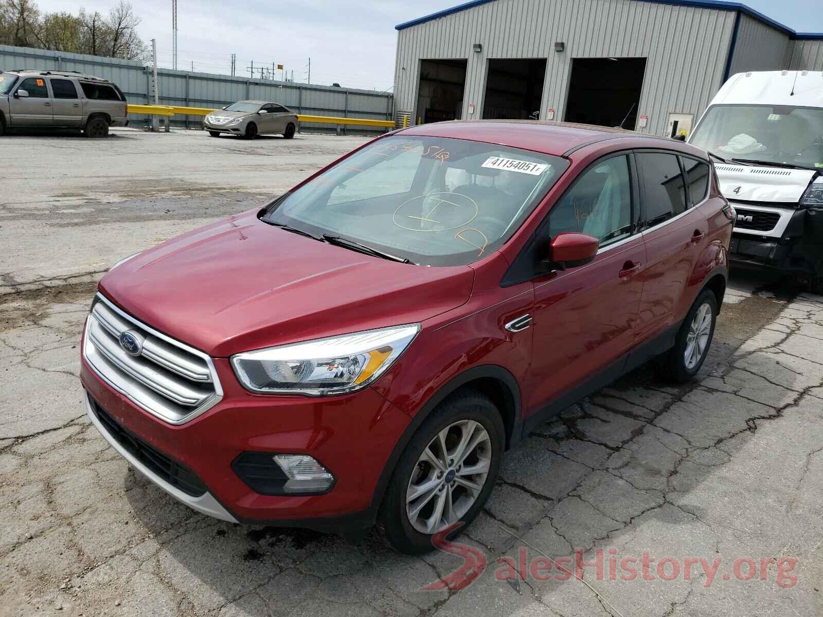 1FMCU0GD0HUD39125 2017 FORD ESCAPE