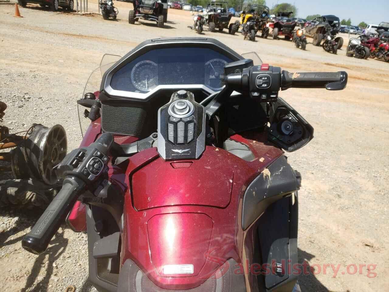 JH2SC7959JK000244 2018 HONDA GL CYCLE