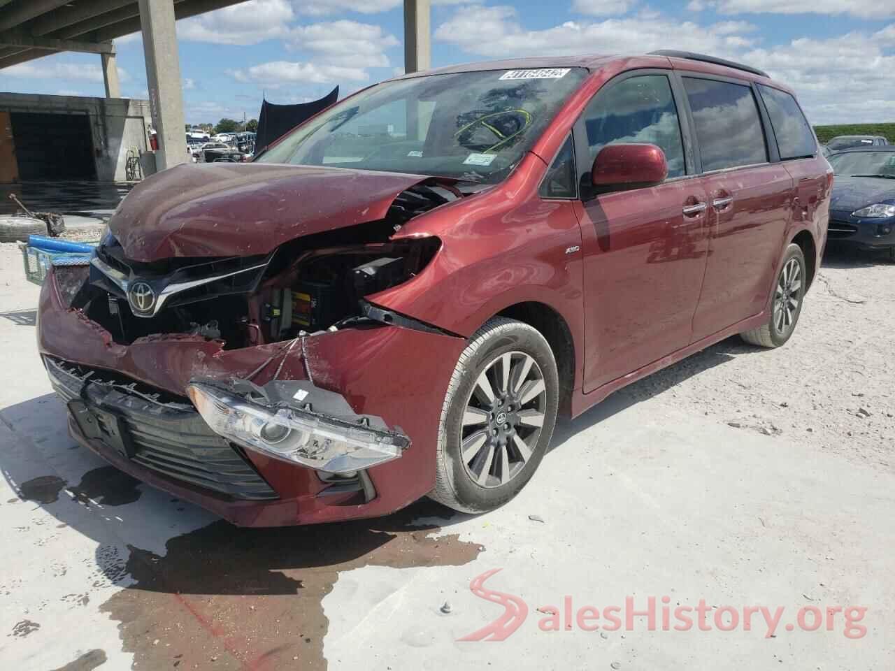 5TDDZ3DC2JS203211 2018 TOYOTA SIENNA