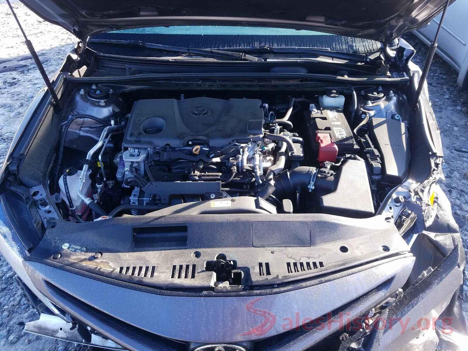 4T1B11HK1JU037971 2018 TOYOTA CAMRY