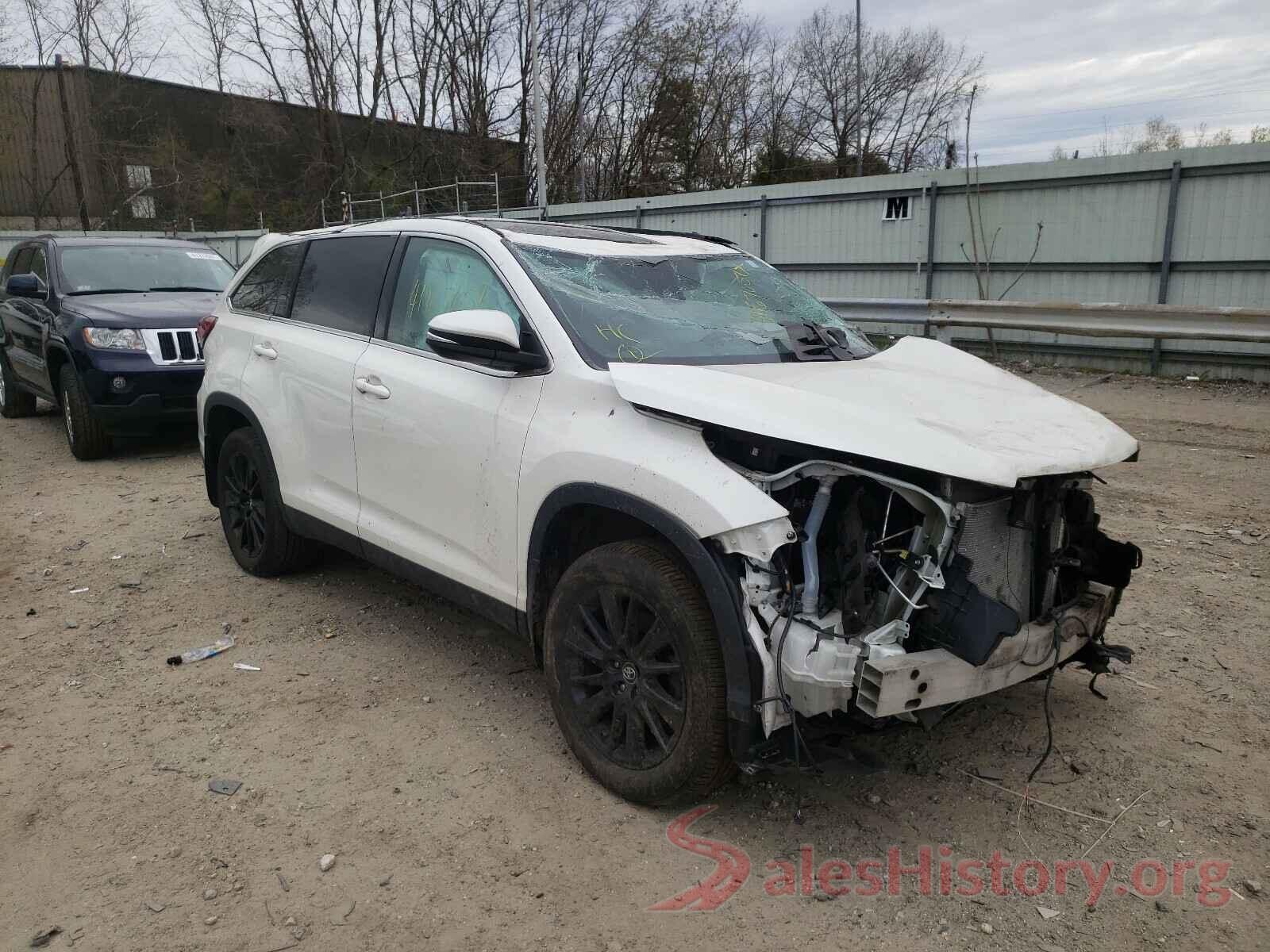 5TDJZRFH5KS585153 2019 TOYOTA HIGHLANDER