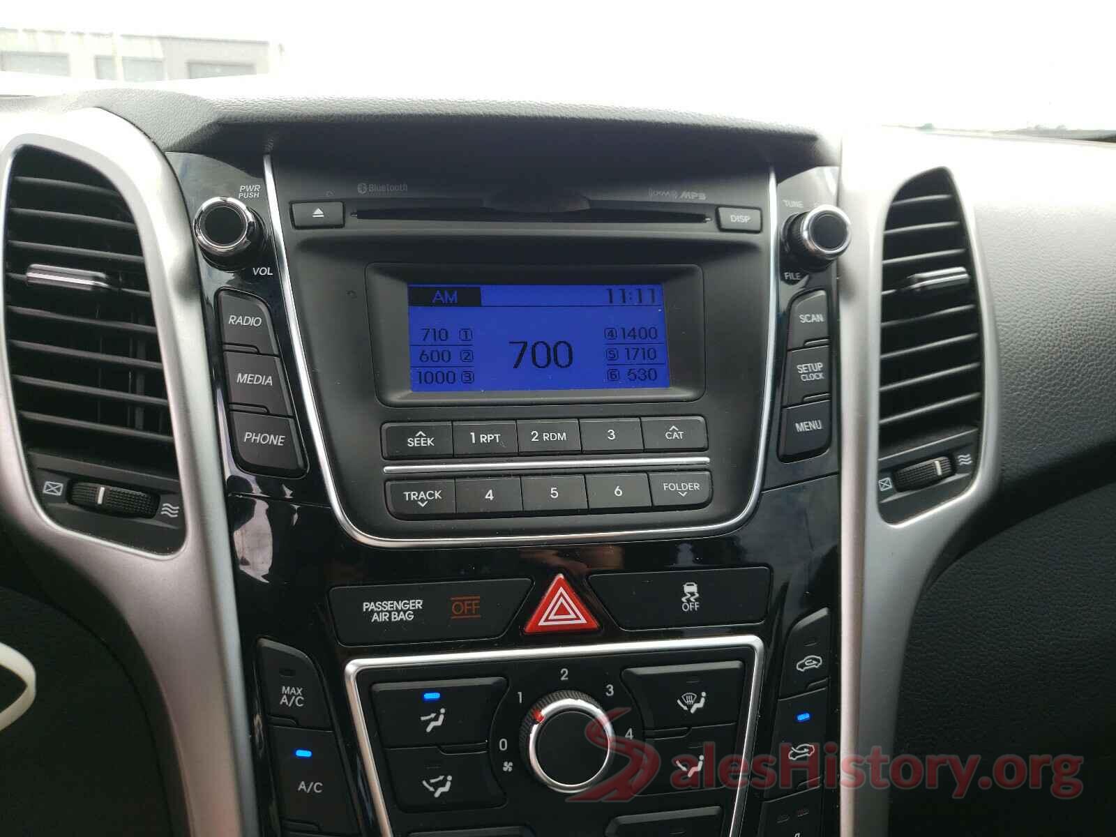 KMHD35LHXGU324482 2016 HYUNDAI ELANTRA