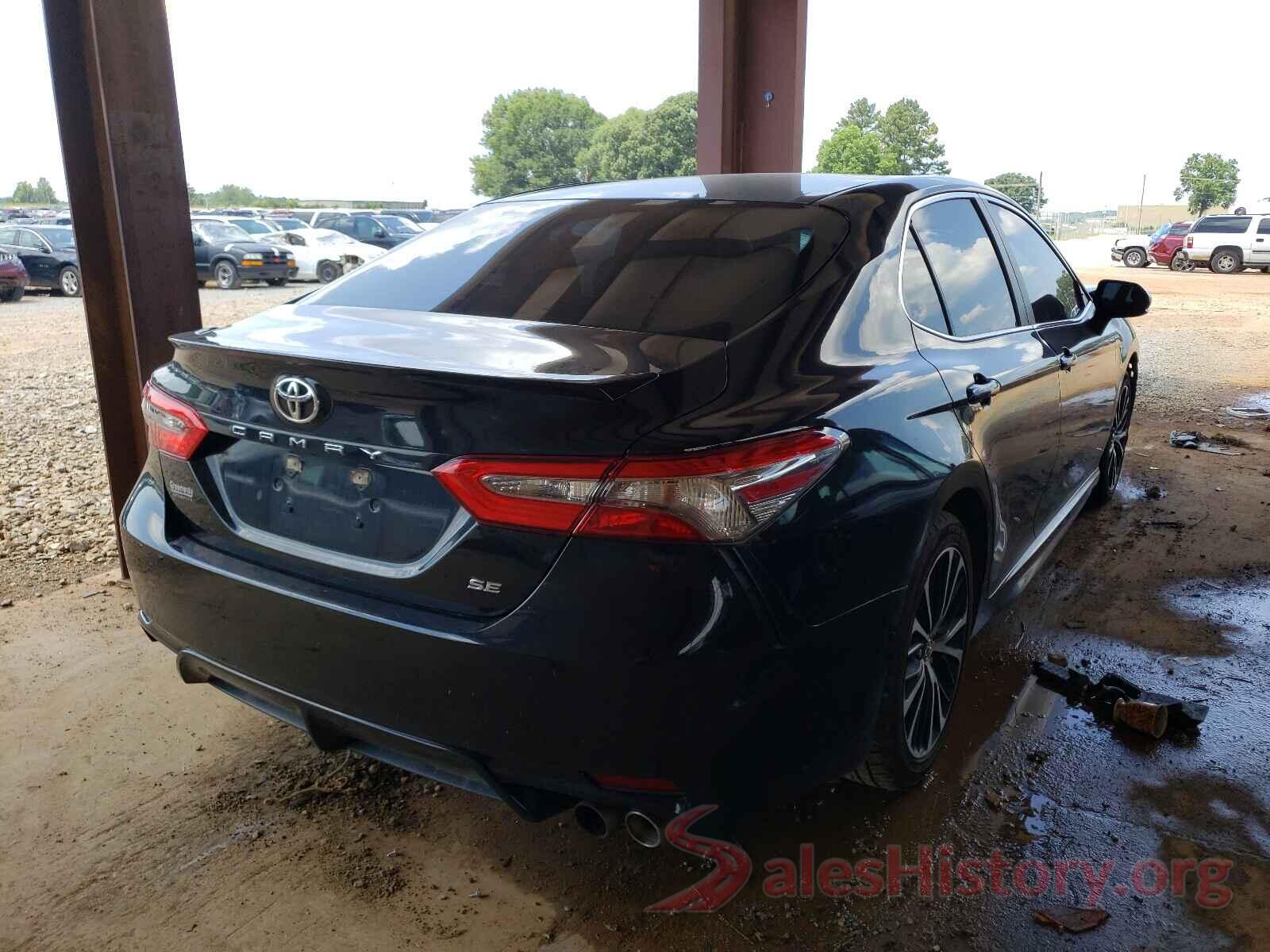 4T1B11HK6JU610766 2018 TOYOTA CAMRY