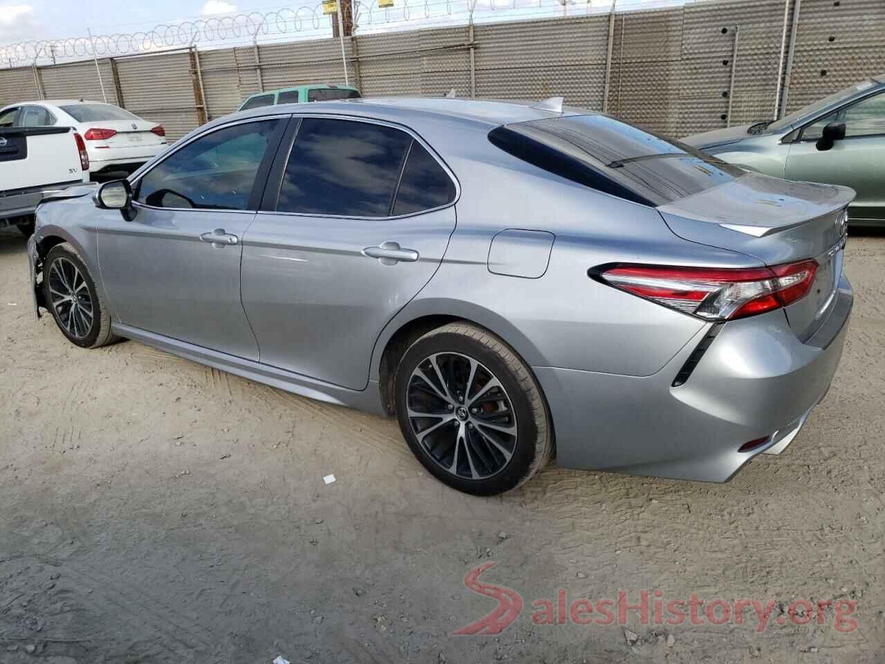 4T1B11HK8KU792956 2019 TOYOTA CAMRY