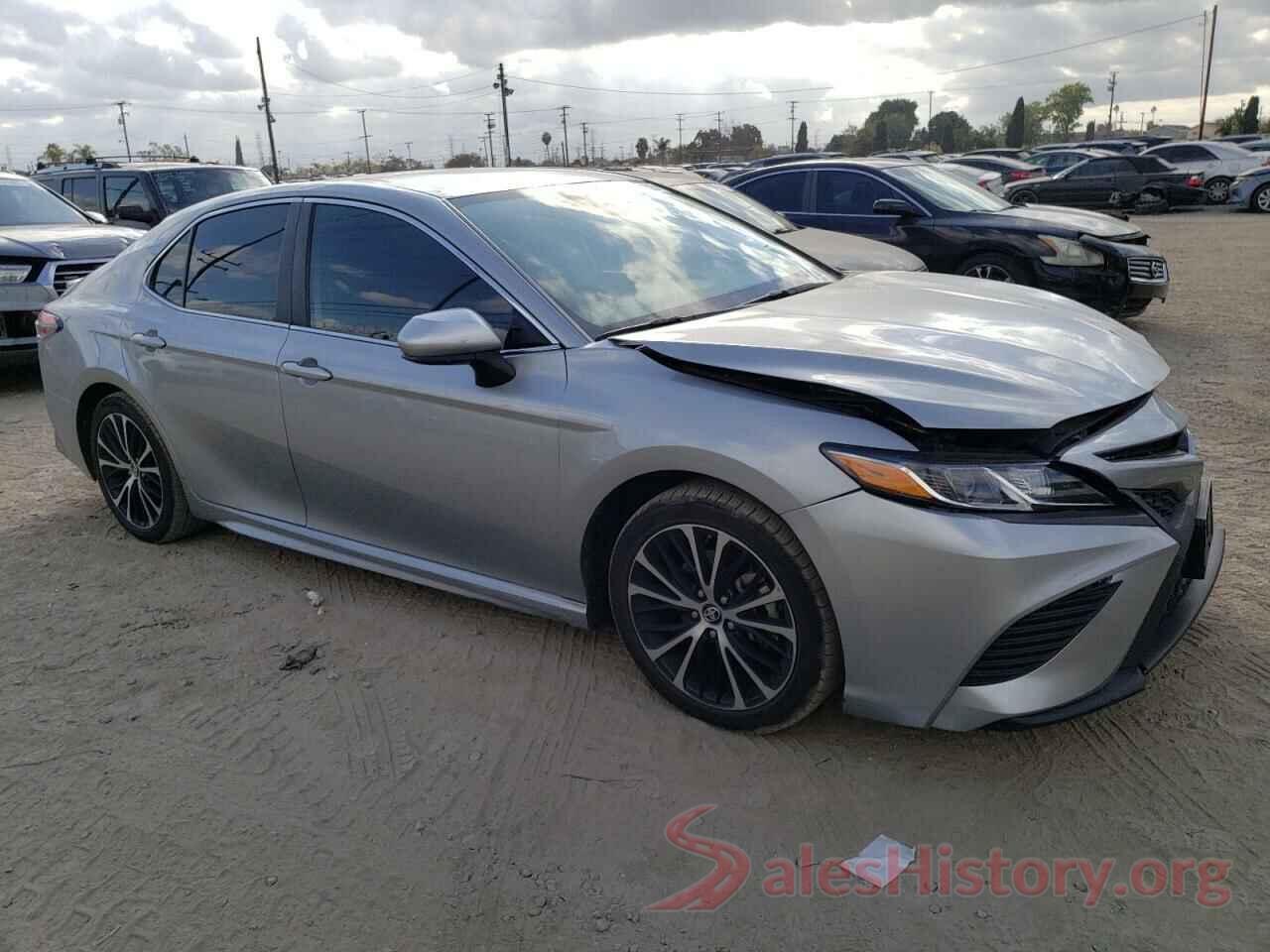 4T1B11HK8KU792956 2019 TOYOTA CAMRY