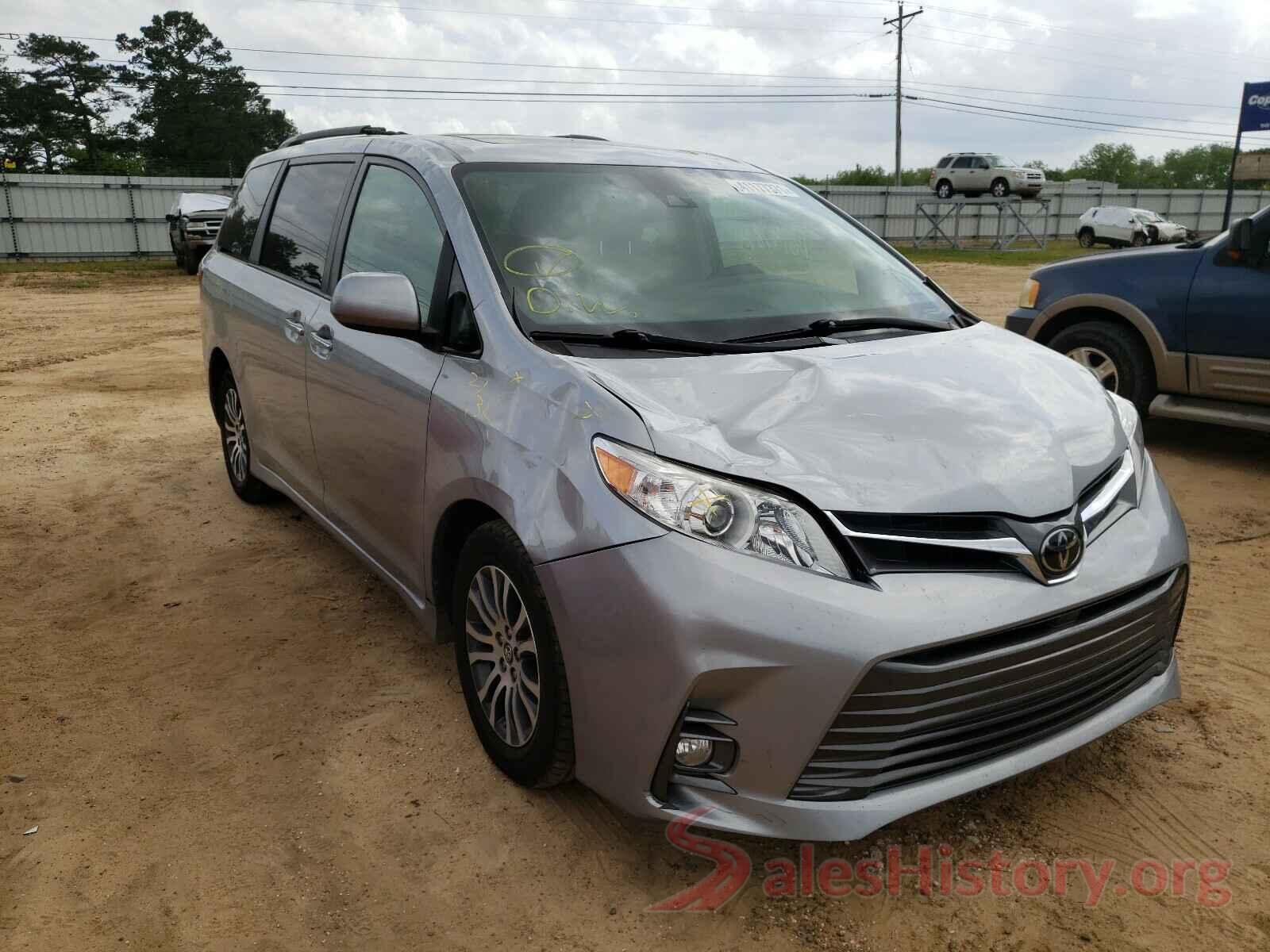 5TDYZ3DC4JS904186 2018 TOYOTA SIENNA