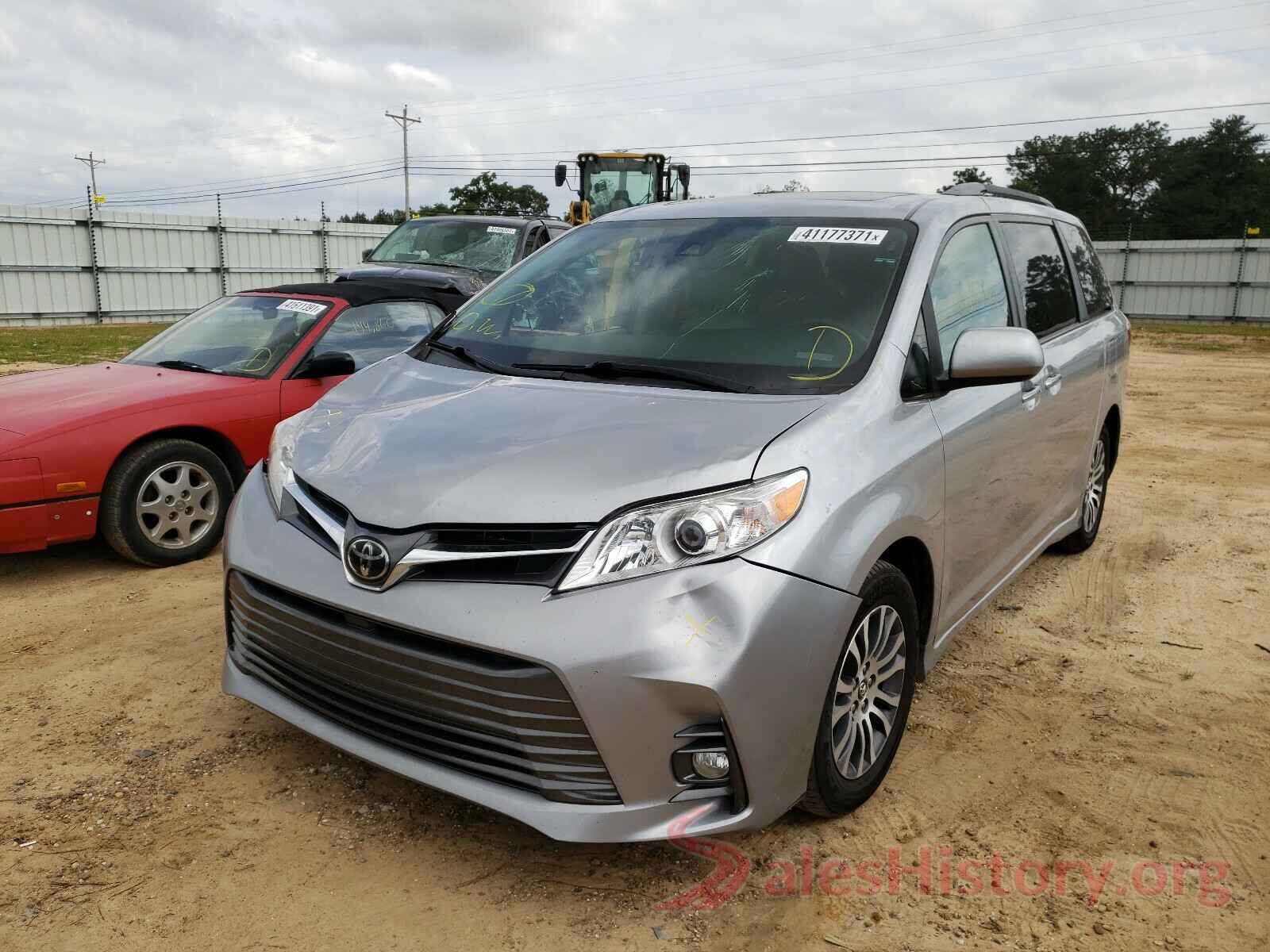 5TDYZ3DC4JS904186 2018 TOYOTA SIENNA