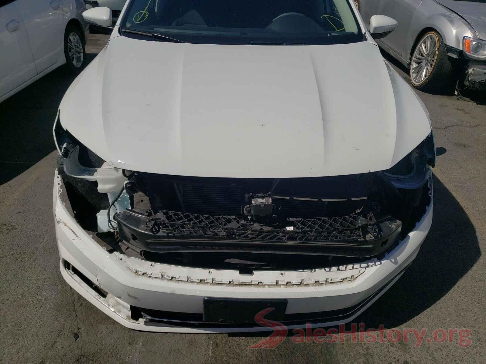 1VWAA7A34JC032157 2018 VOLKSWAGEN PASSAT