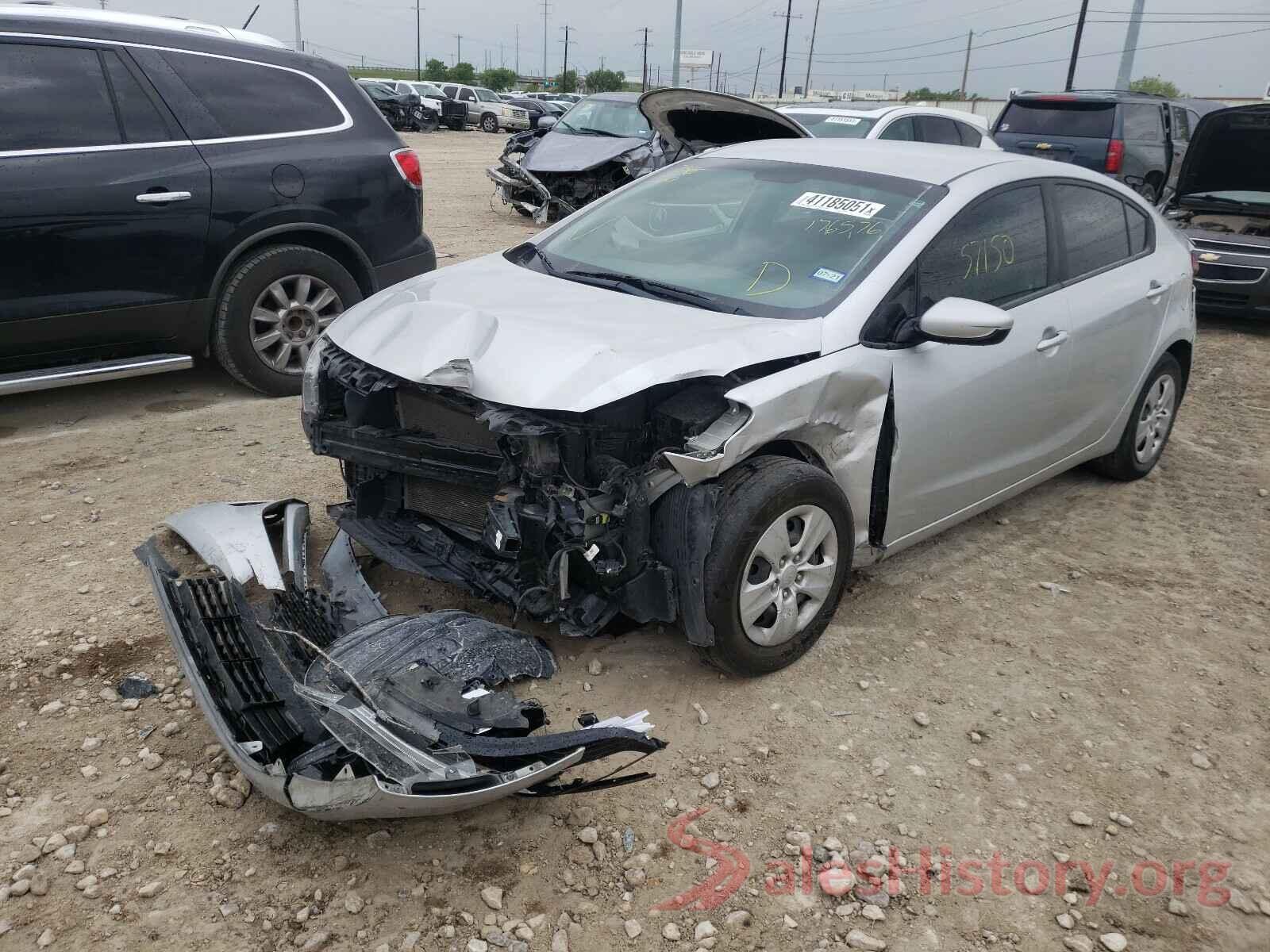 3KPFK4A79JE176576 2018 KIA FORTE