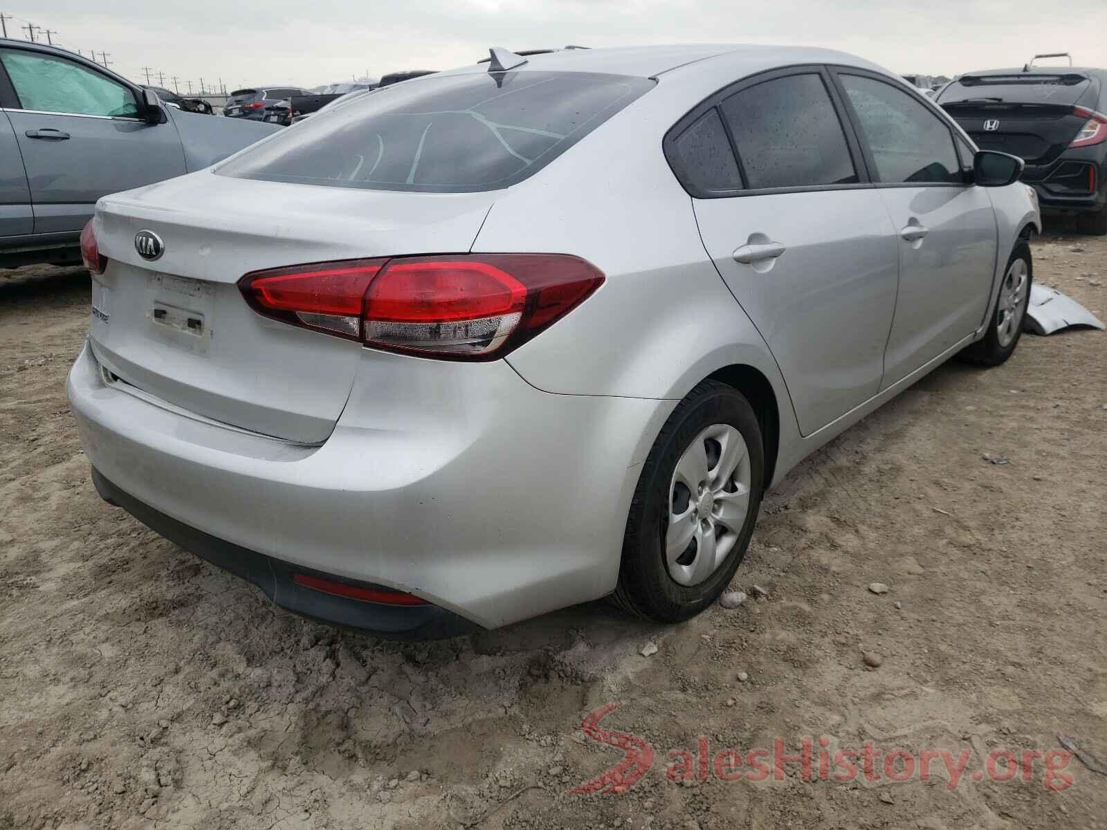 3KPFK4A79JE176576 2018 KIA FORTE