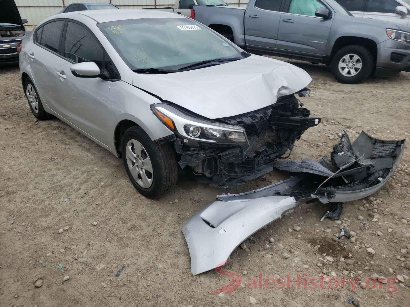 3KPFK4A79JE176576 2018 KIA FORTE