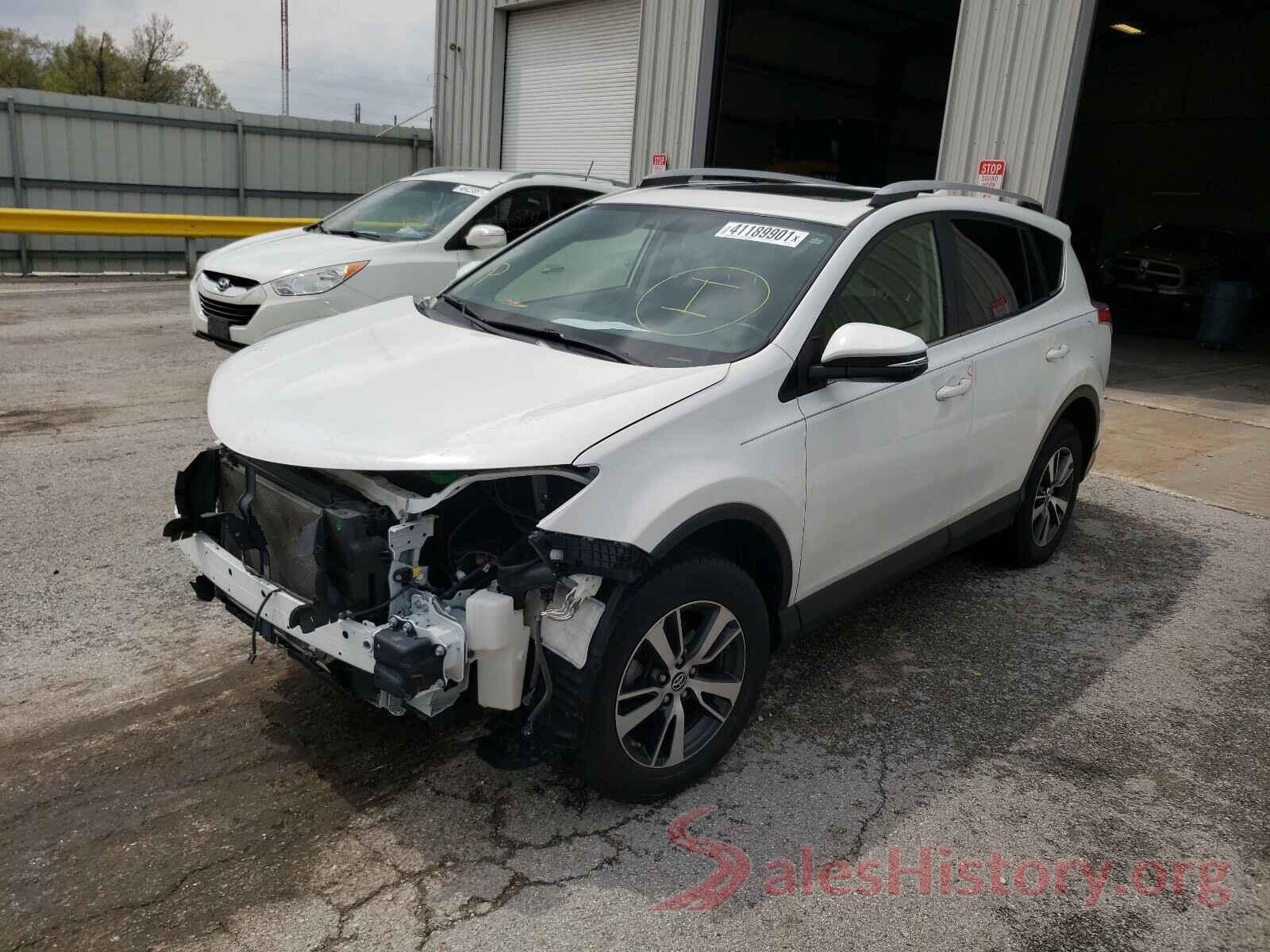 JTMWFREV0GJ067672 2016 TOYOTA RAV4