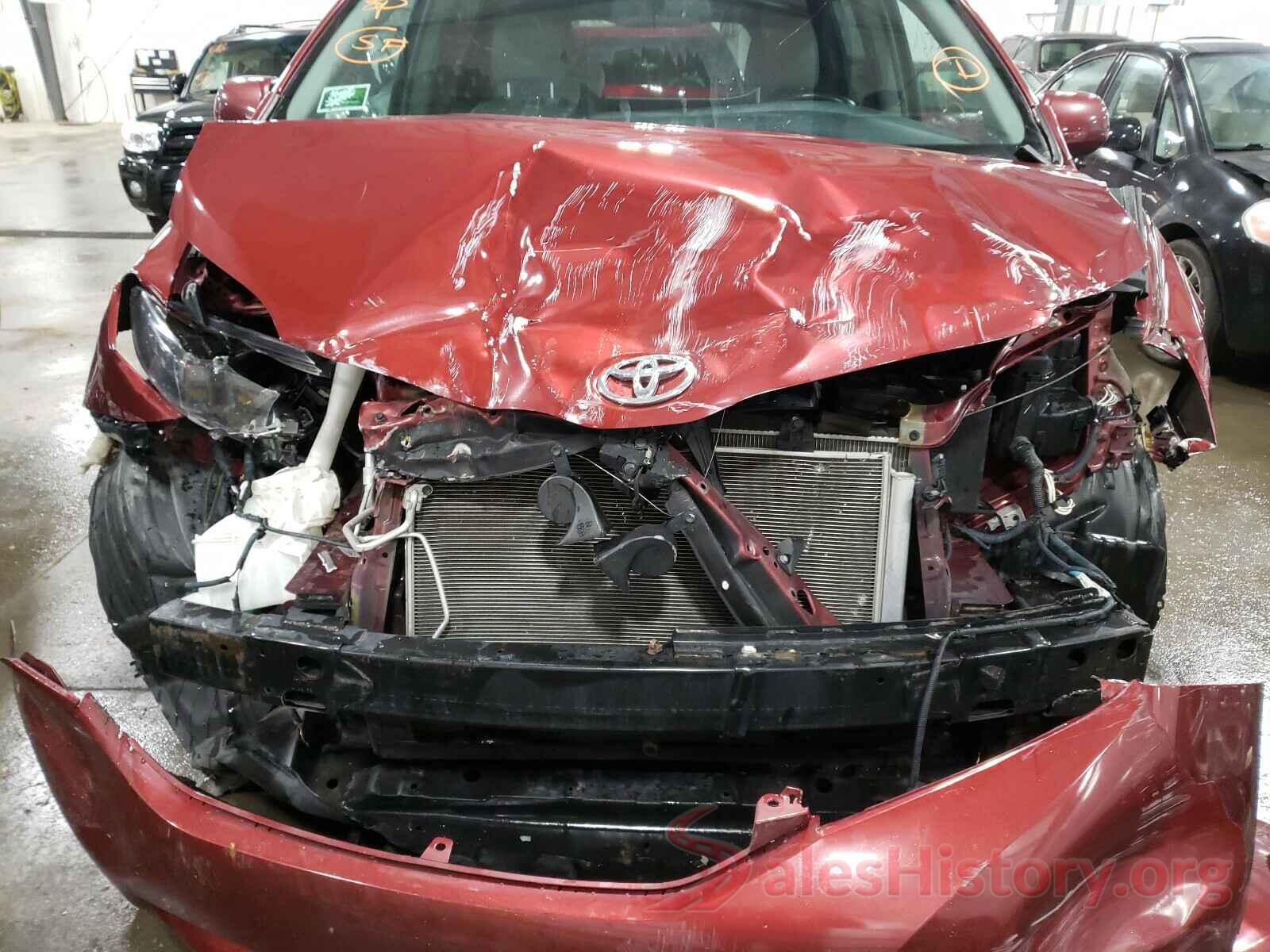 5TDYK3DC0GS708808 2016 TOYOTA SIENNA