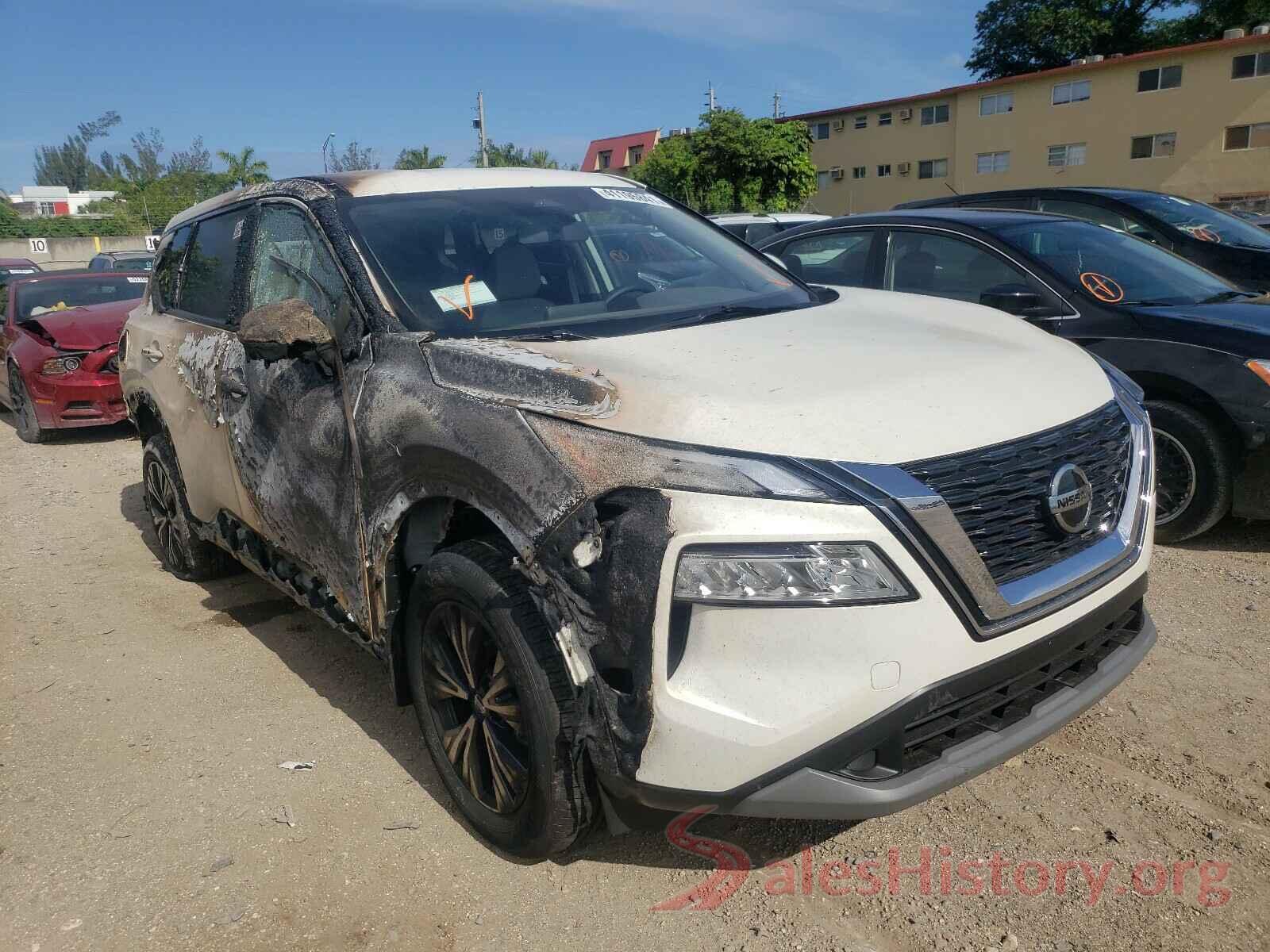 JN8AT3BA0MW011316 2021 NISSAN ROGUE