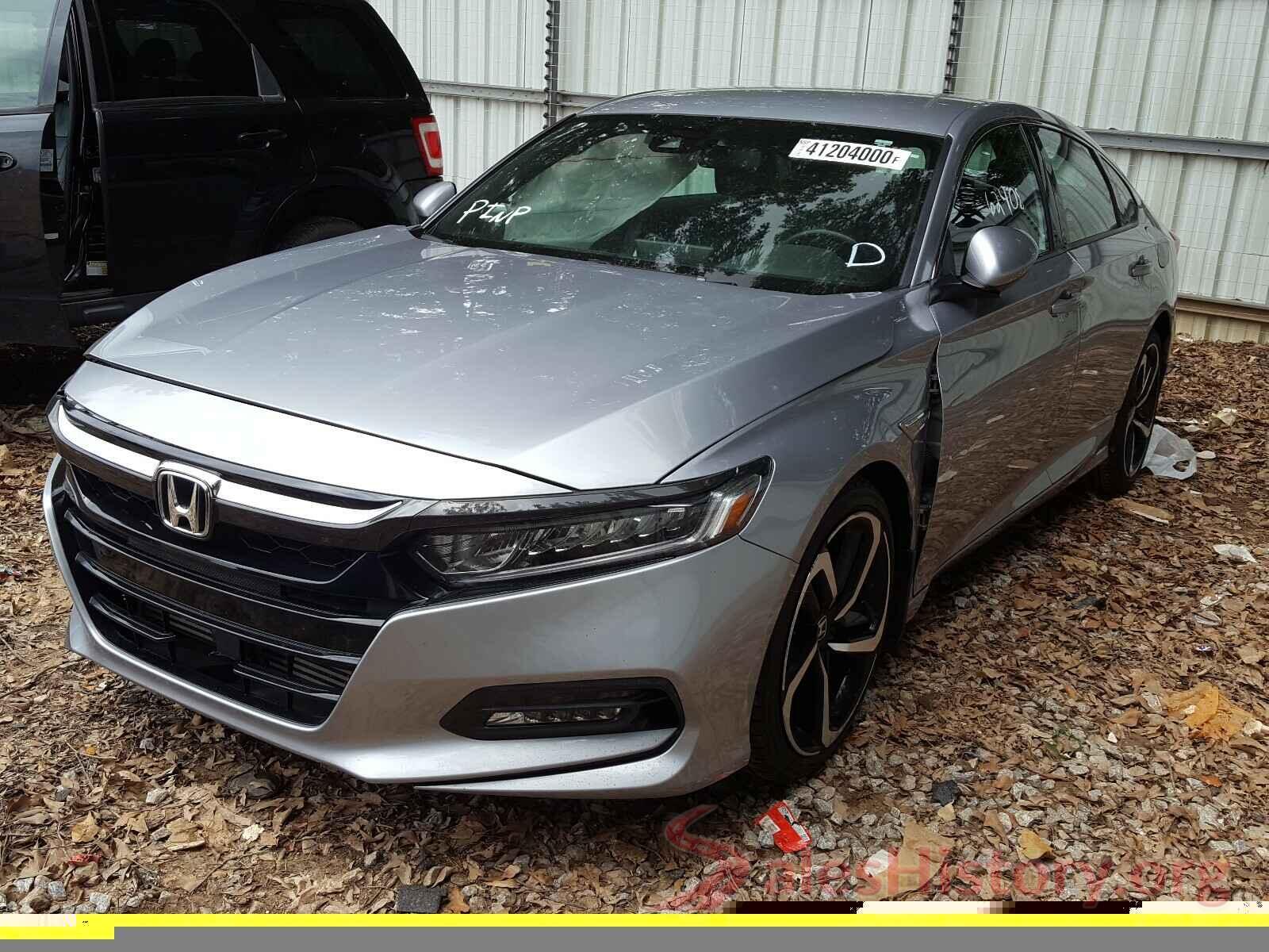 1HGCV1F33JA007057 2018 HONDA ACCORD