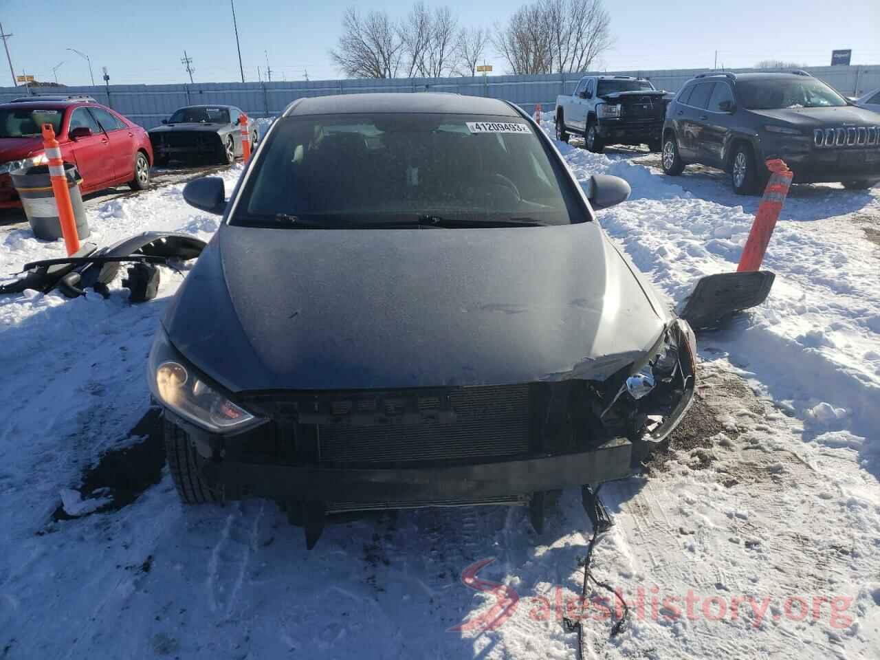 KMHD74LF9JU608285 2018 HYUNDAI ELANTRA