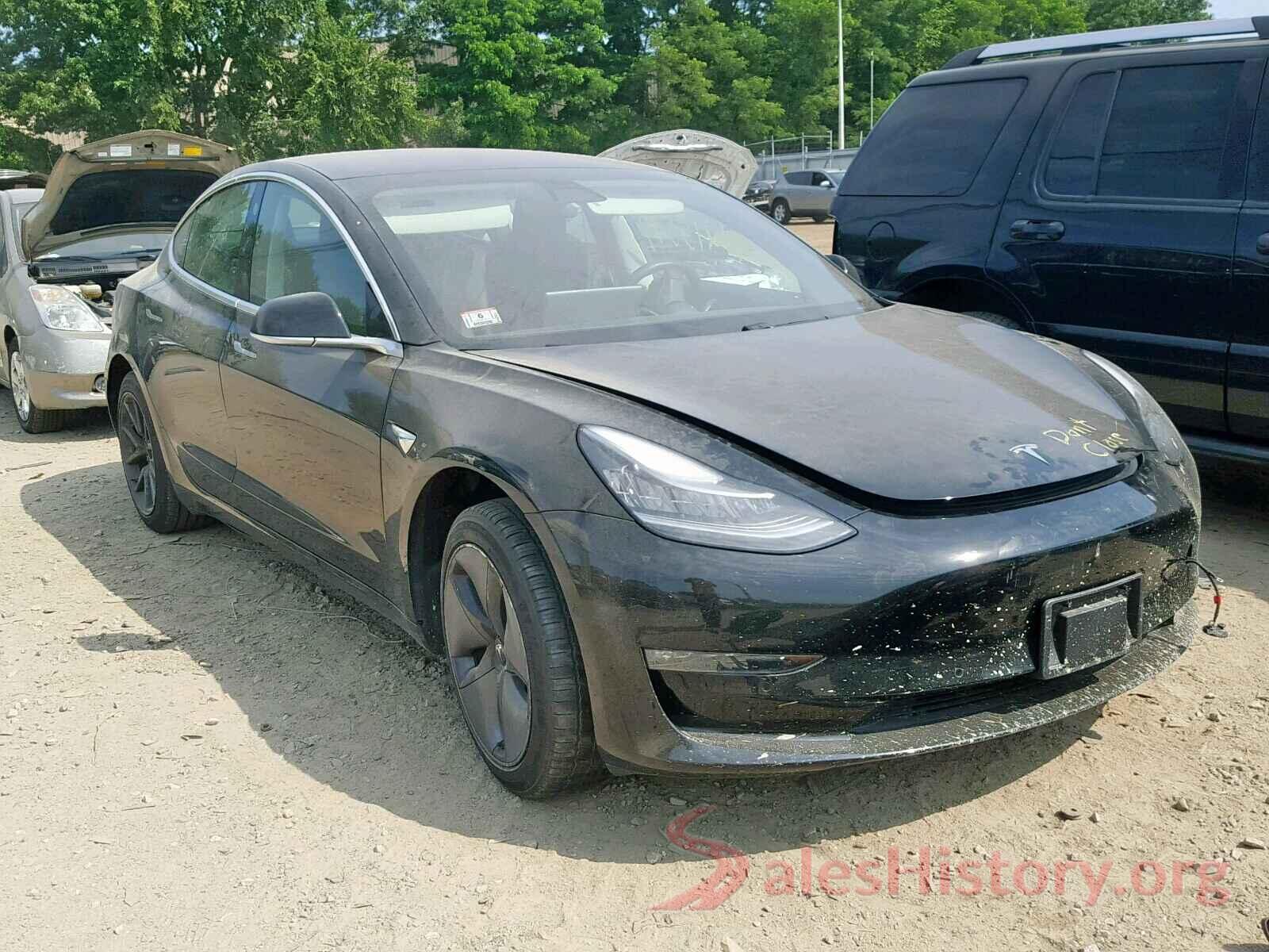 5YJ3E1EA5JF020947 2018 TESLA MODEL 3