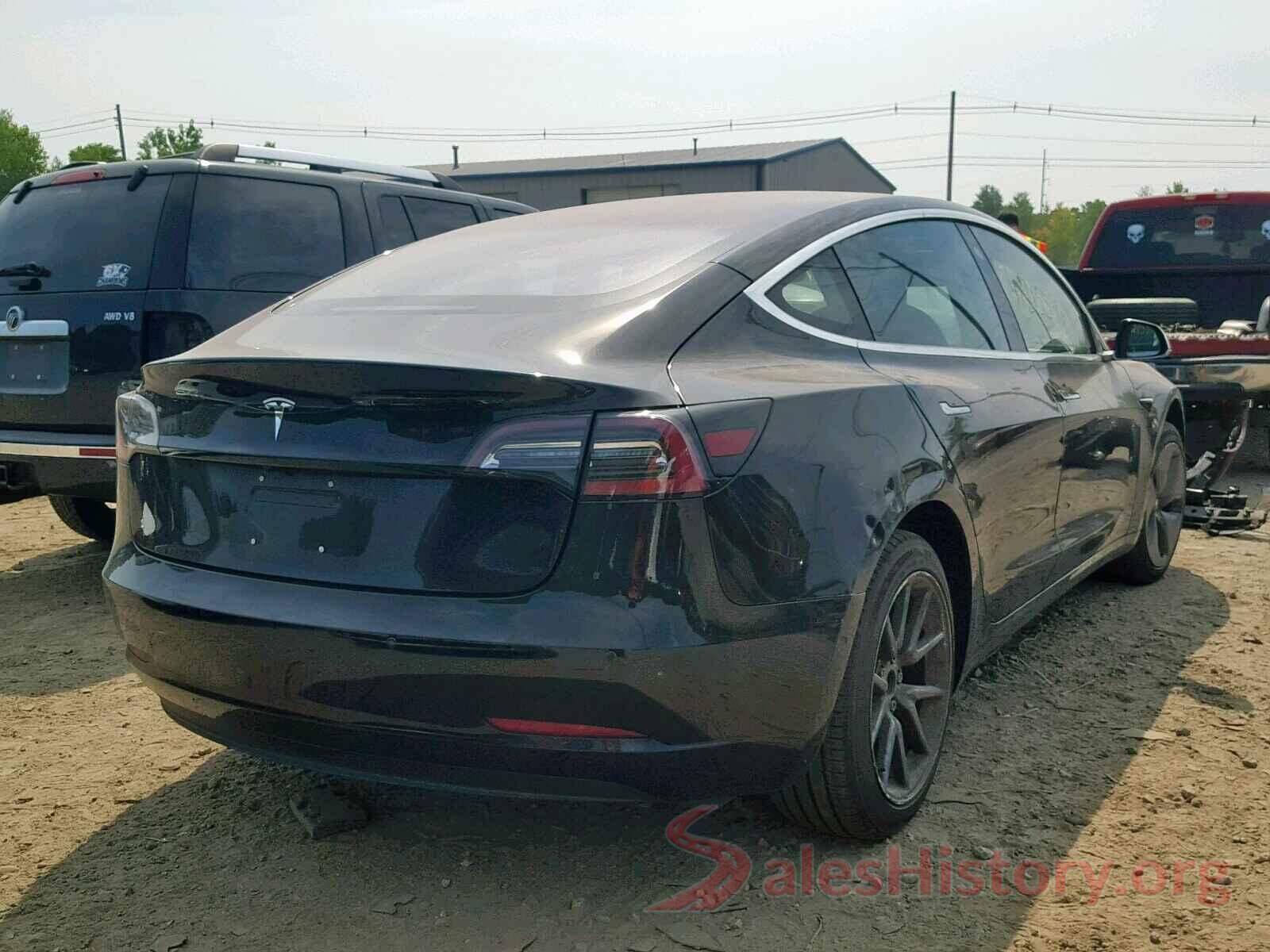 5YJ3E1EA5JF020947 2018 TESLA MODEL 3