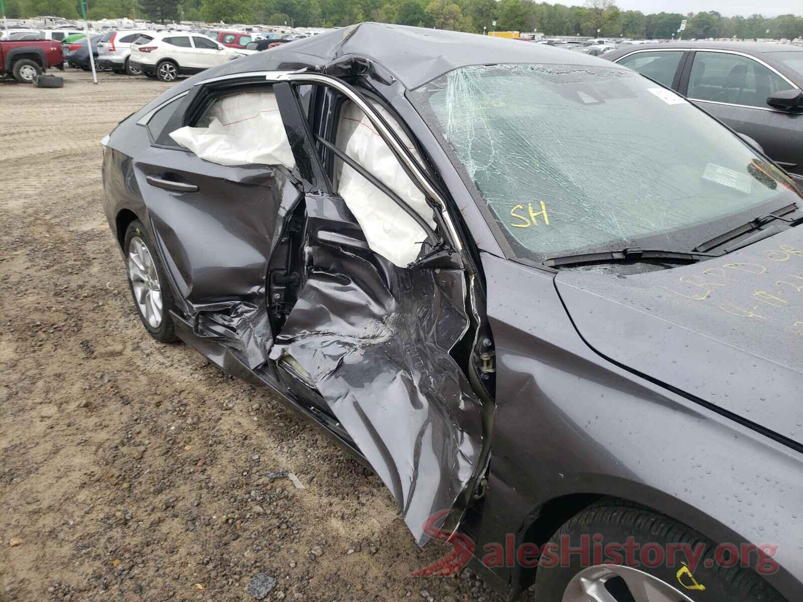 1HGCV1F15JA130082 2018 HONDA ACCORD