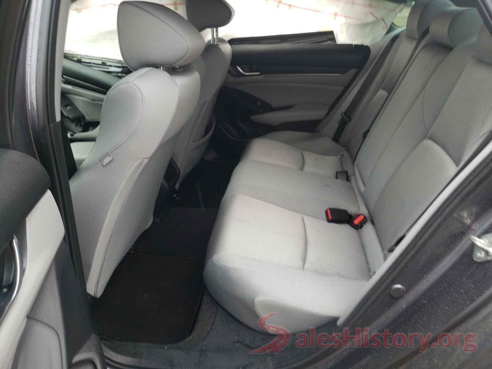 1HGCV1F15JA130082 2018 HONDA ACCORD