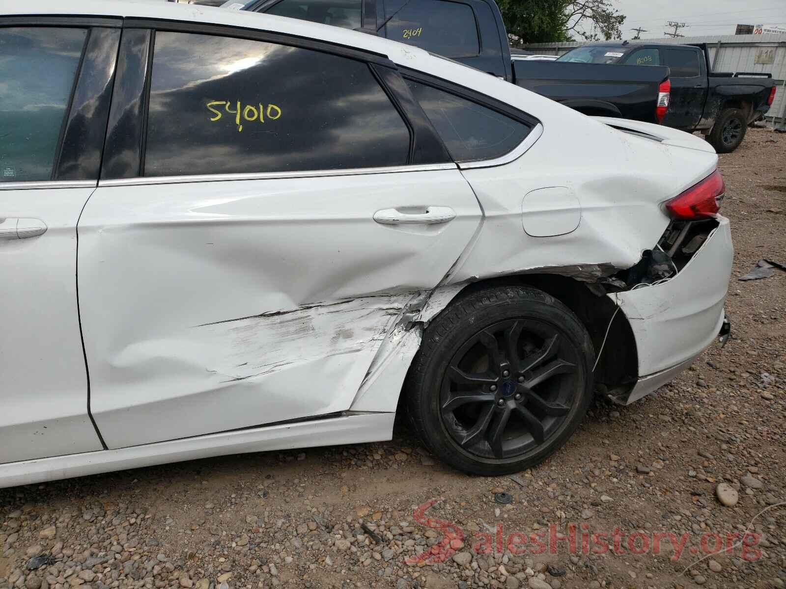 3FA6P0HD2JR203329 2018 FORD FUSION