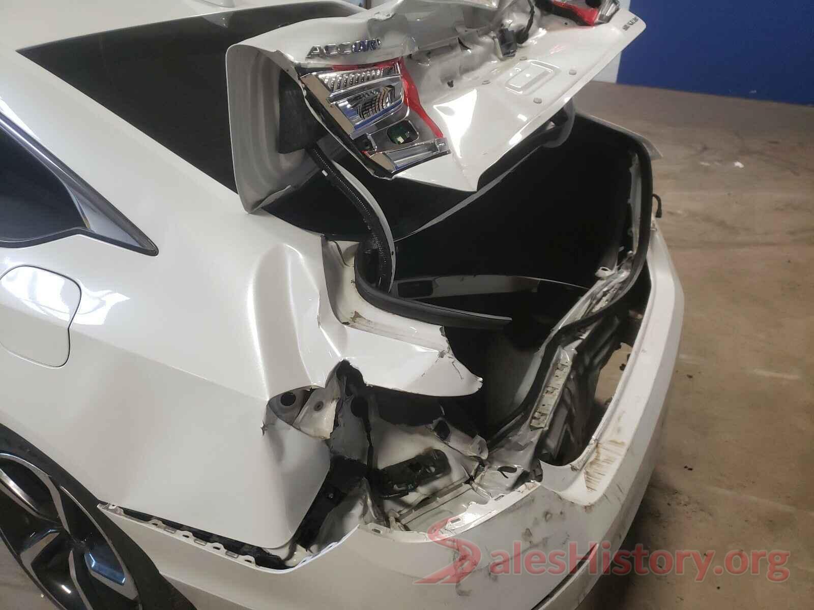 1HGCV1F30JA176730 2018 HONDA ACCORD