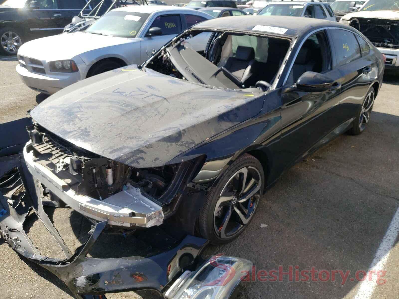 1HGCV1F34JA158568 2018 HONDA ACCORD