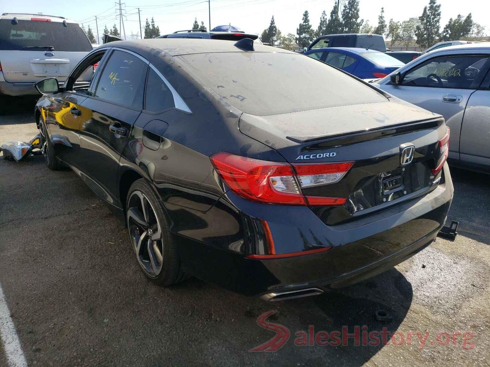 1HGCV1F34JA158568 2018 HONDA ACCORD