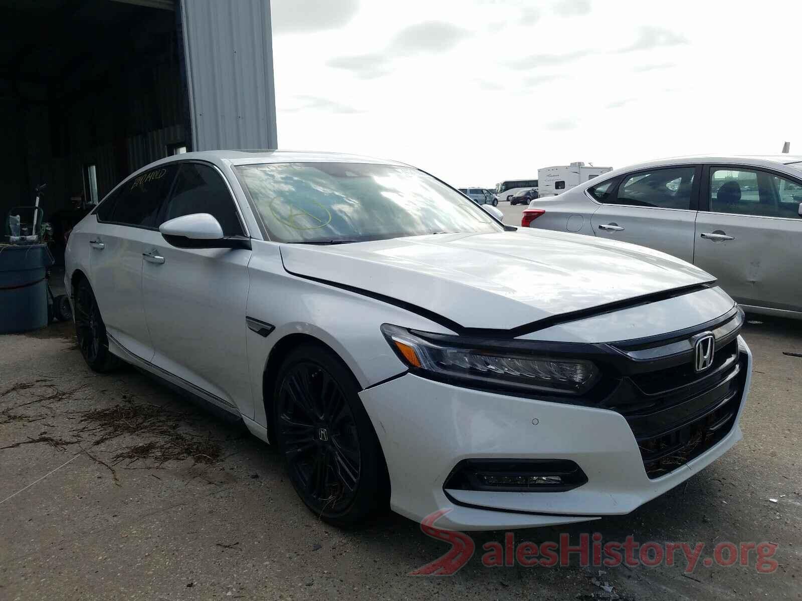 1HGCV2F94JA024881 2018 HONDA ACCORD