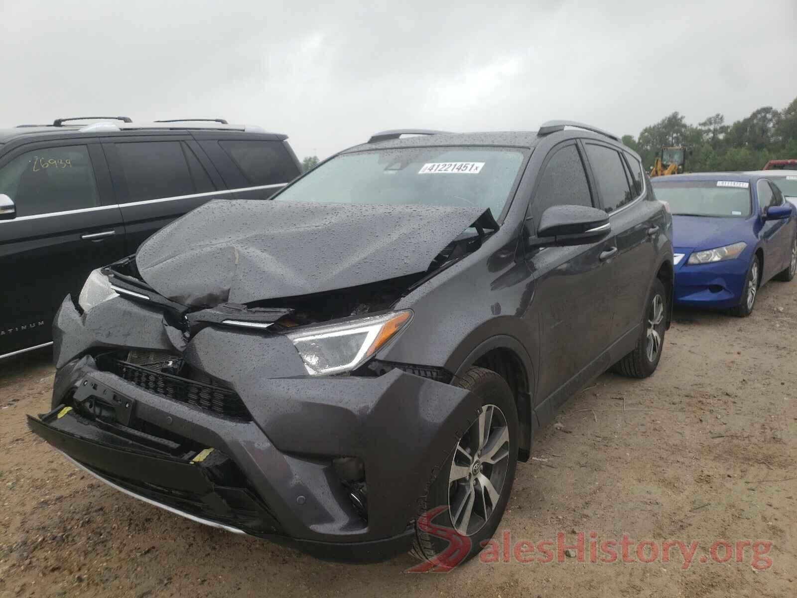 JTMWFREV8JJ168420 2018 TOYOTA RAV4