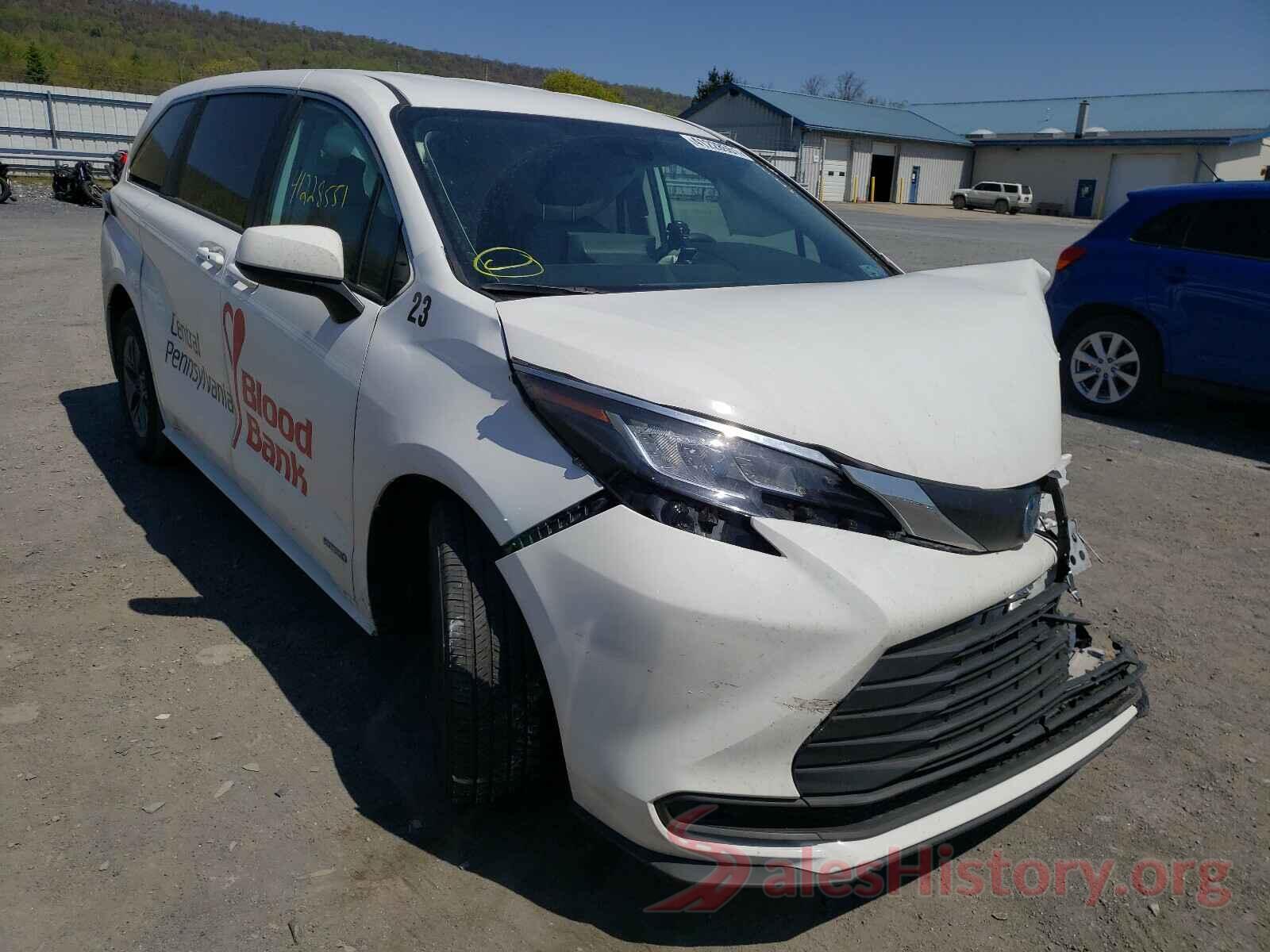 5TDKRKEC8MS011392 2021 TOYOTA SIENNA