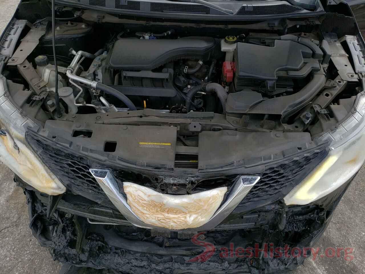 JN1BJ1CP6JW158218 2018 NISSAN ROGUE